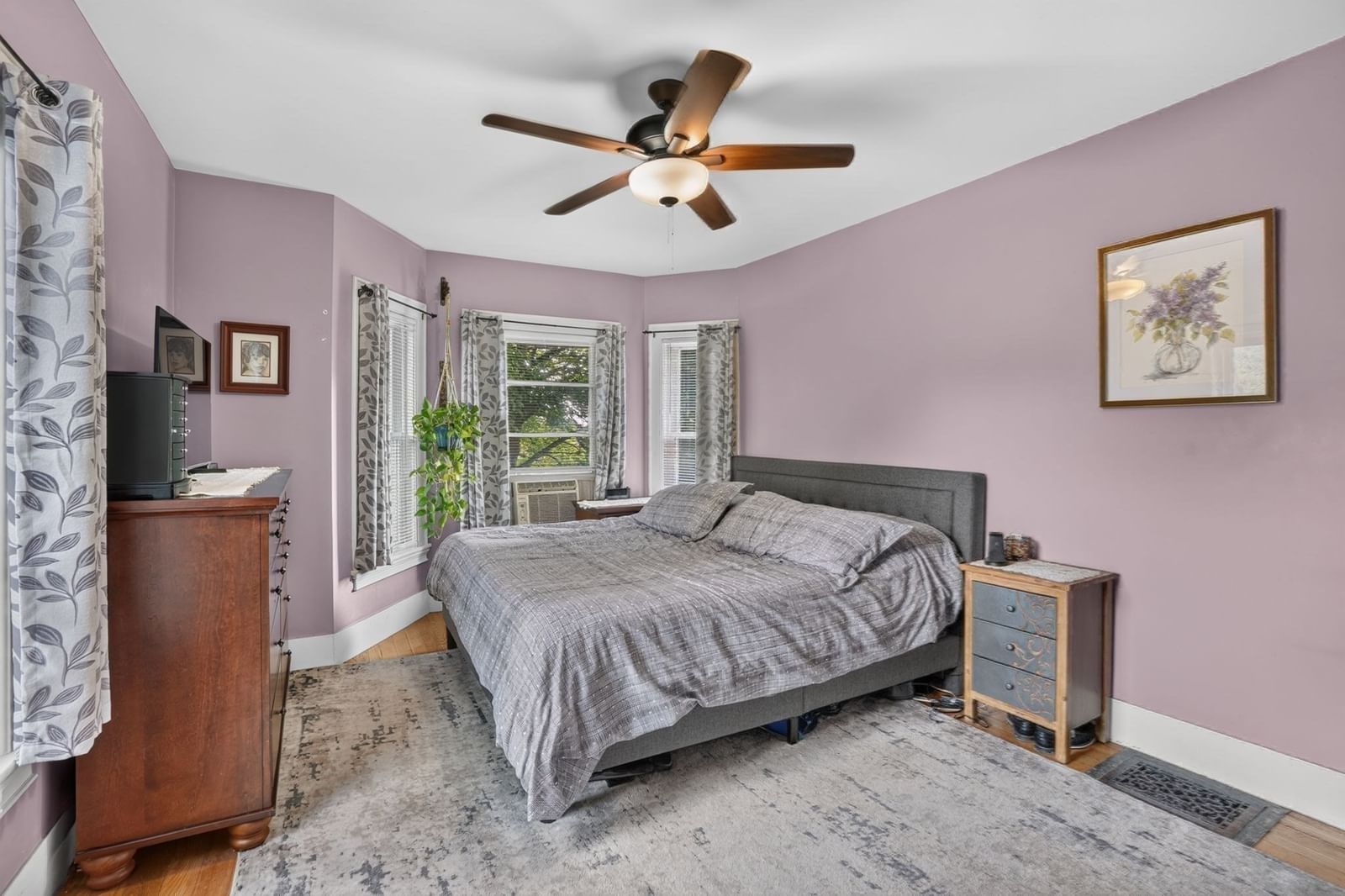 53 Irving St Medford — Photo 13 of 42