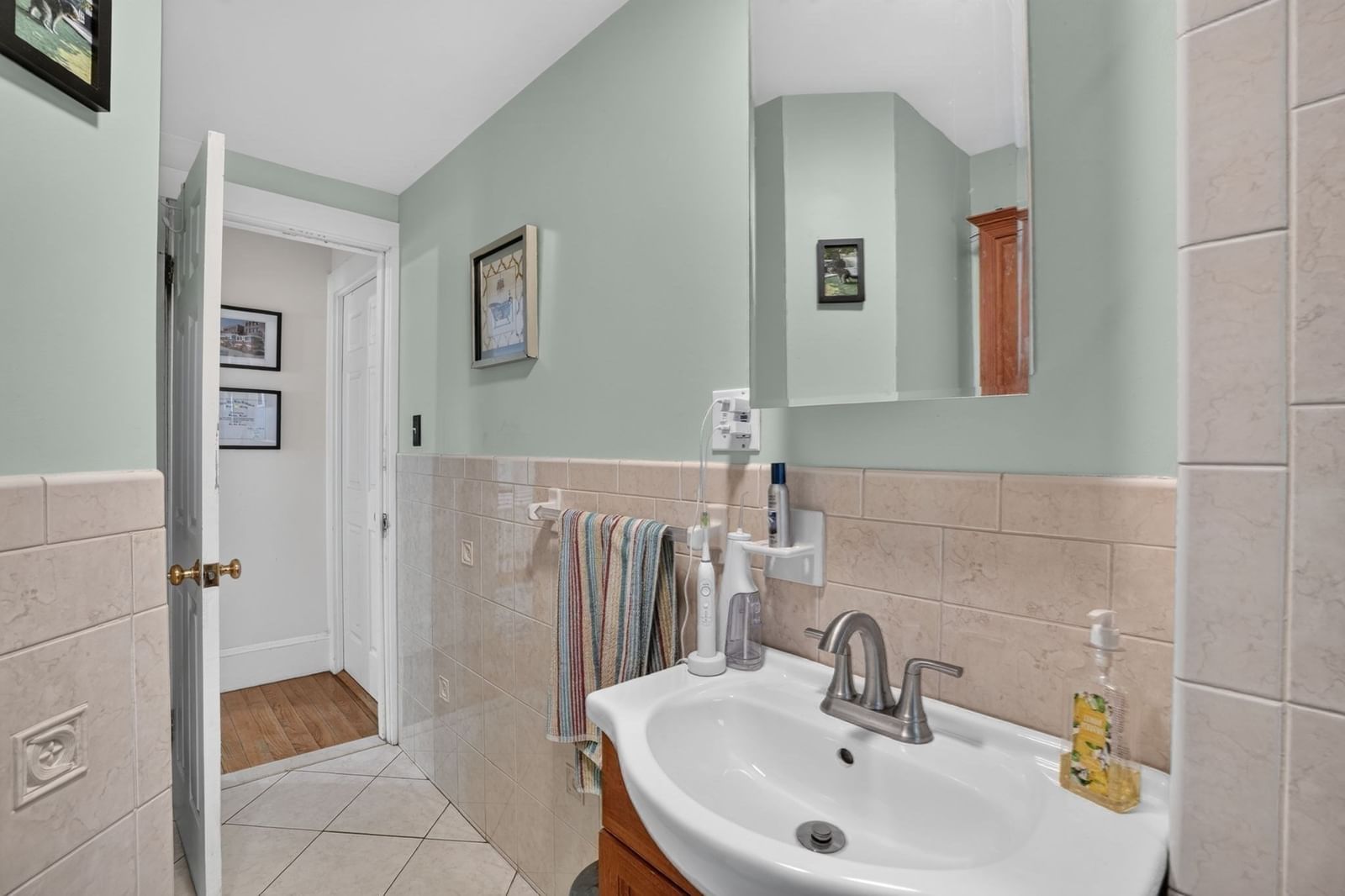 53 Irving St Medford — Photo 15 of 42