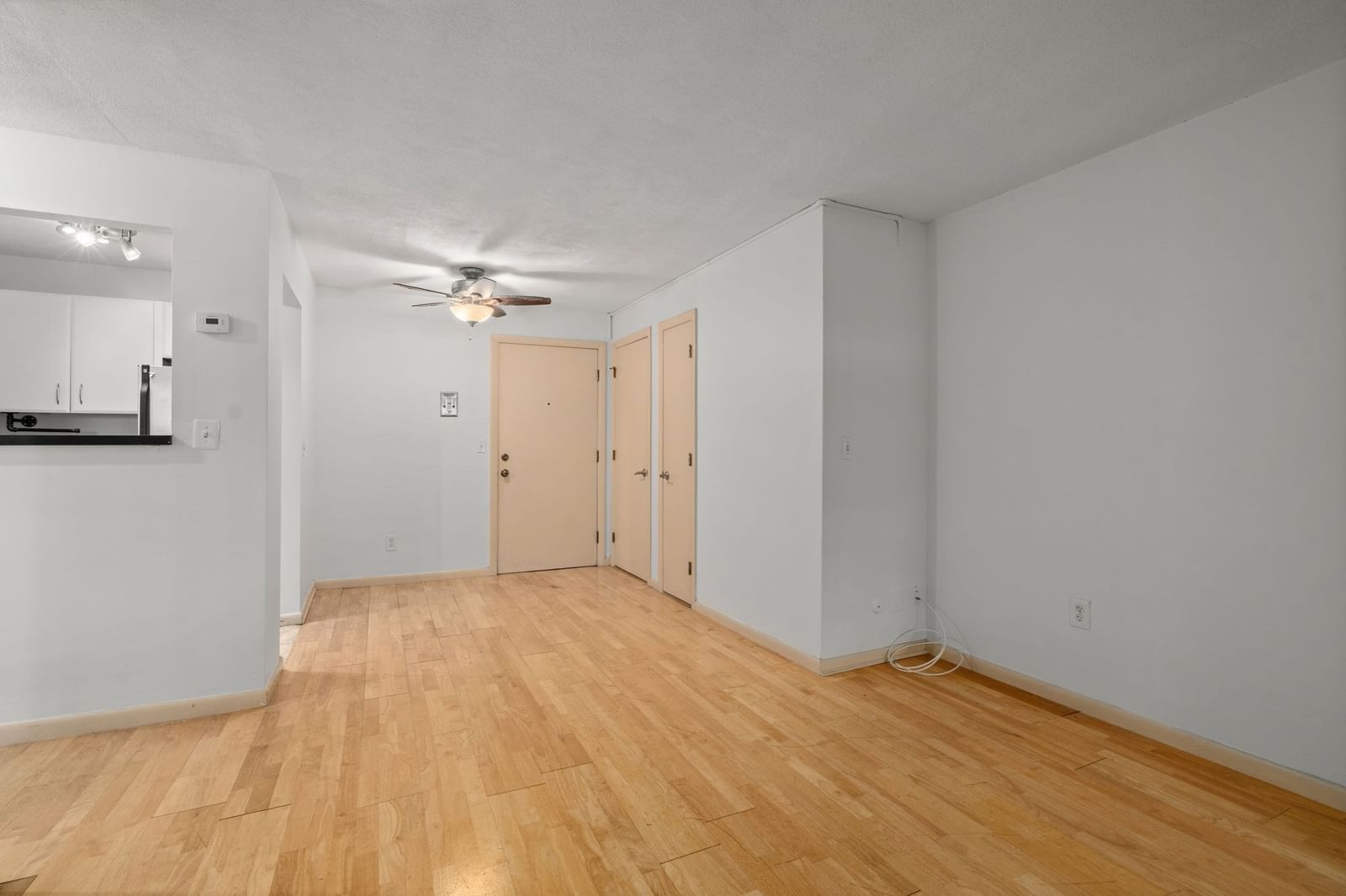 20 Radcliffe #105 Boston — Photo 7 of 25
