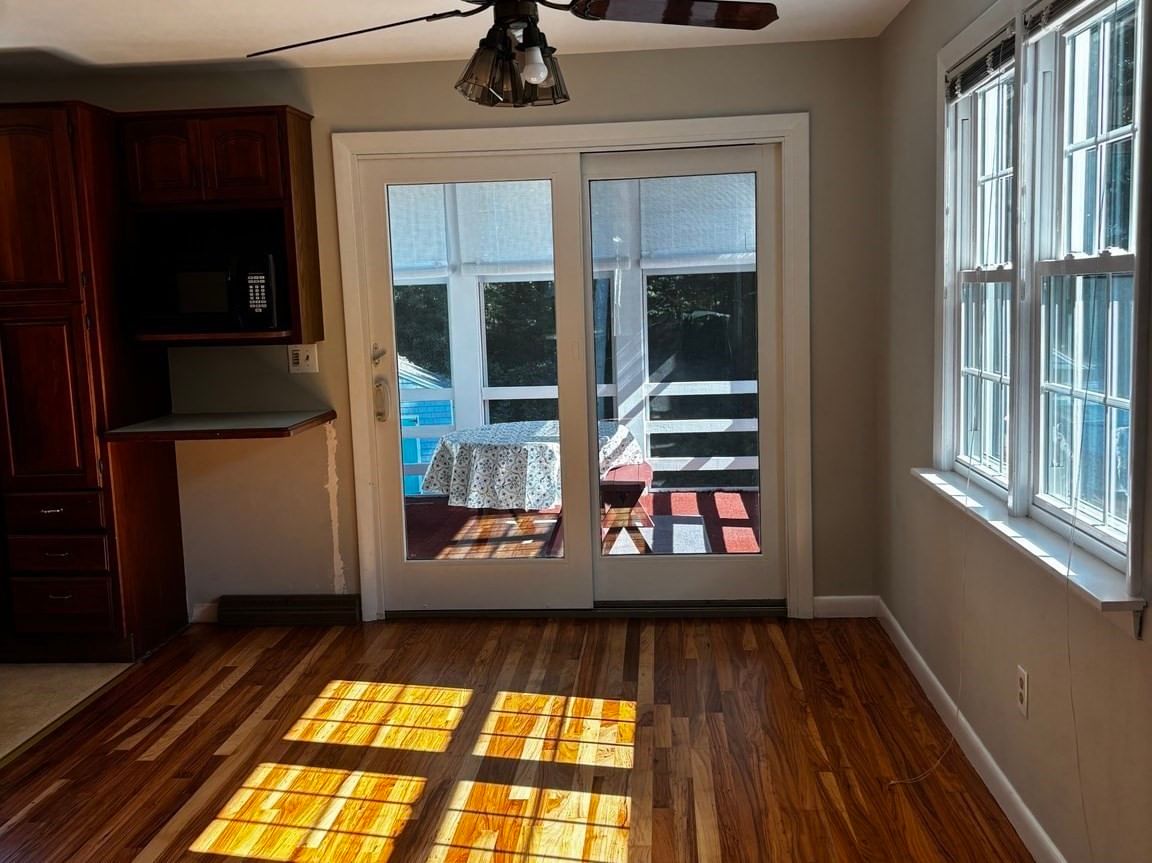 33 Chartley Brook Ln Attleboro — Photo 12 of 26