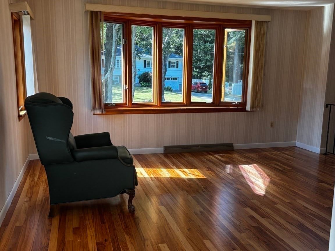33 Chartley Brook Ln Attleboro — Photo 14 of 26