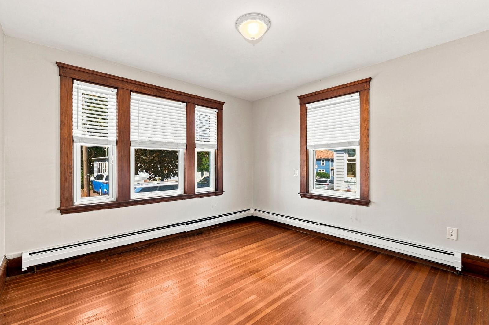 9 Gregg St Beverly — Photo 17 of 40
