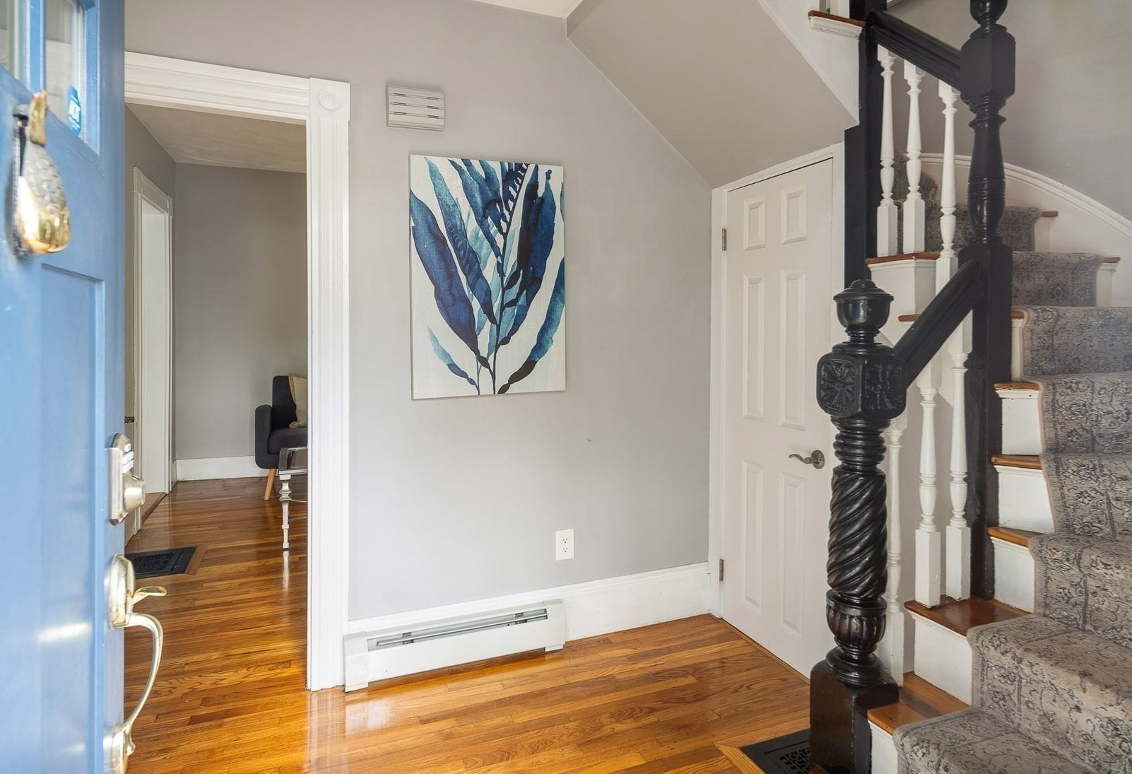50 Columbia St Swampscott — Photo 11 of 39
