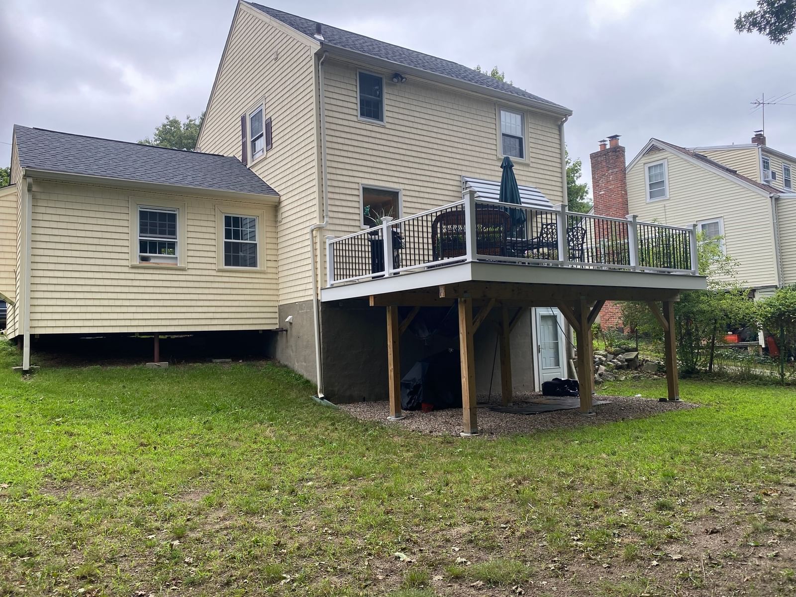 21 Maynard Rd Dedham — Photo 2 of 11