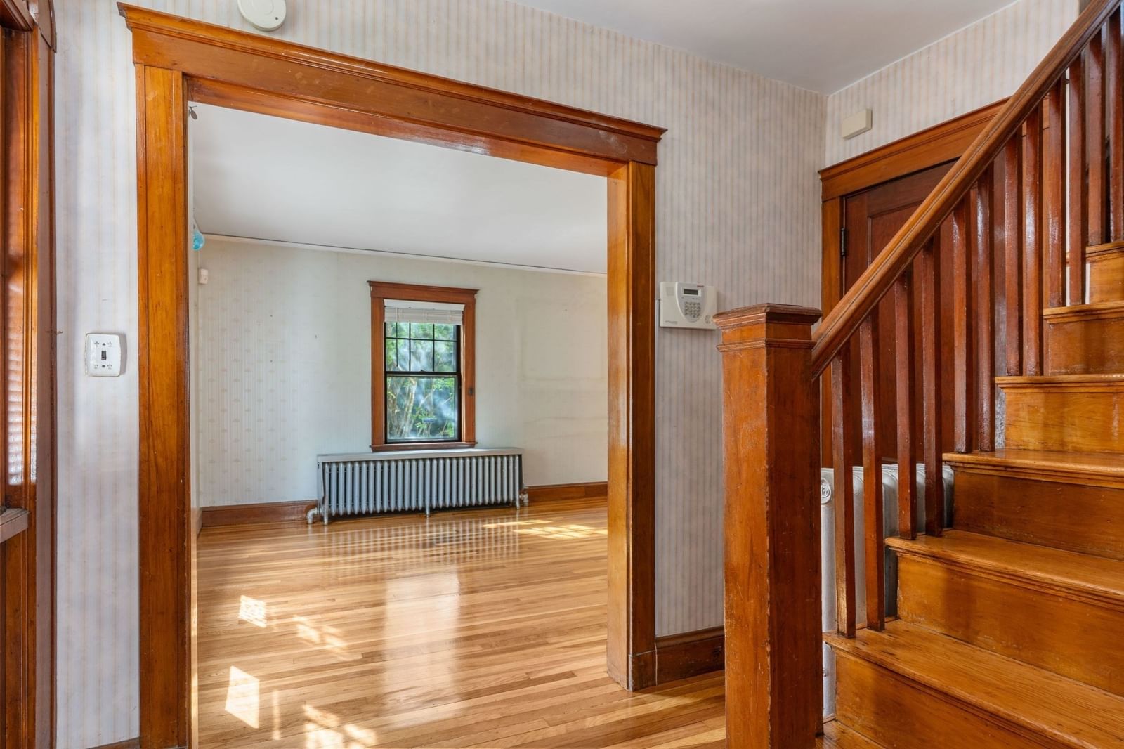 52 Prince St Boston — Photo 2 of 36