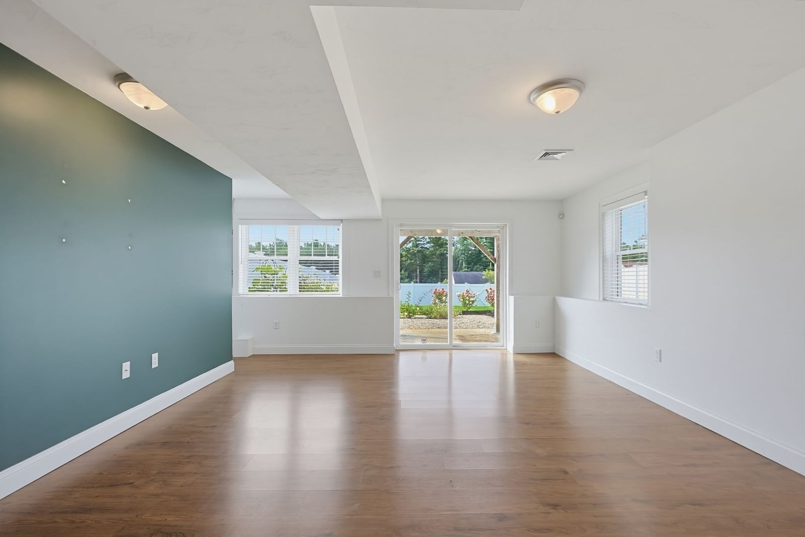 1449 Main St #4 Hanson — Photo 32 of 41