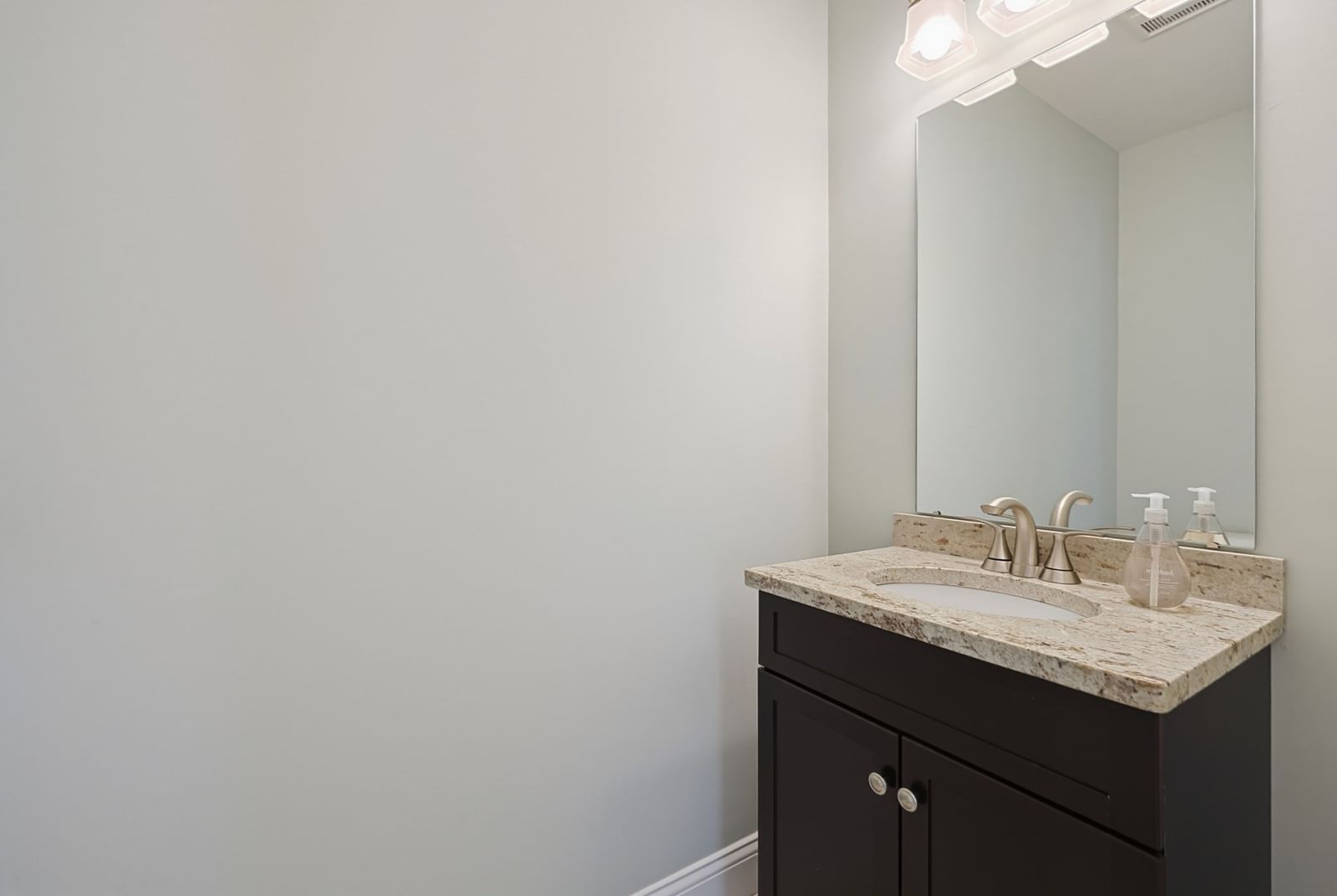 1449 Main St #4 Hanson — Photo 7 of 41