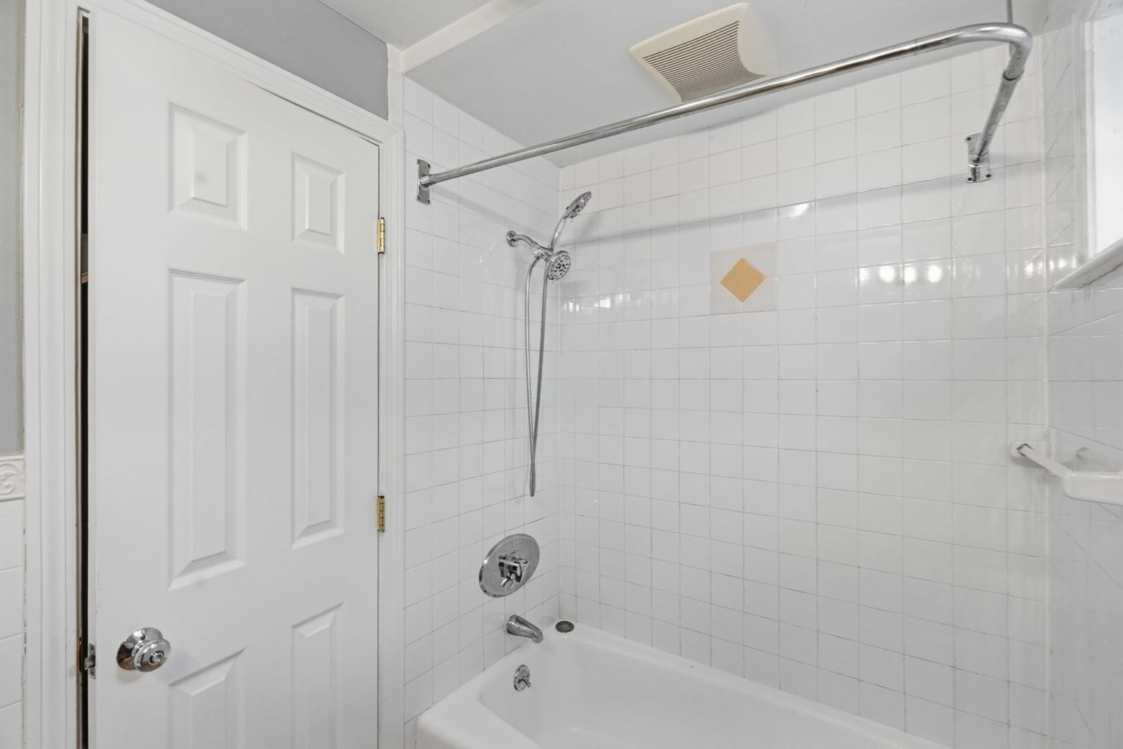 99 Central St #99 Woburn — Photo 23 of 37
