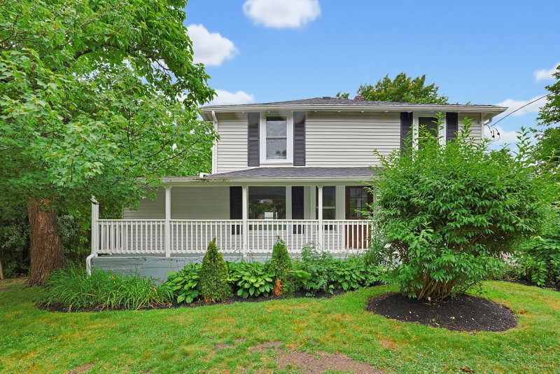 4 Ryan St