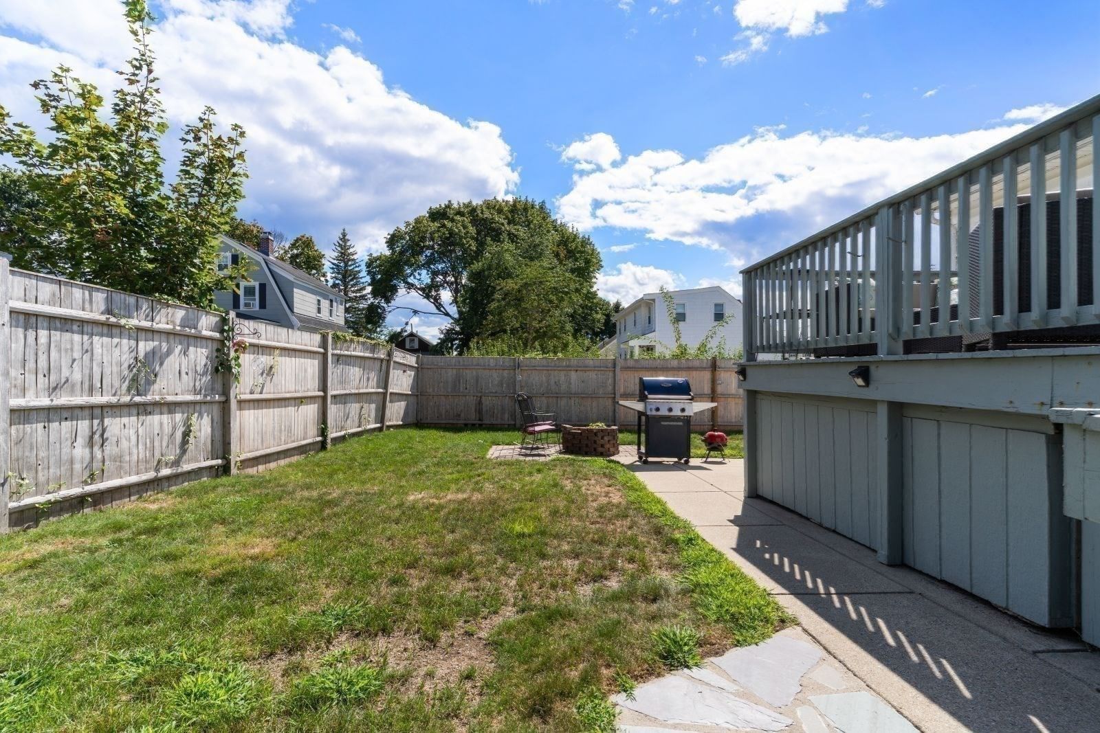 22 Aberdeen Ave Waltham — Photo 36 of 38