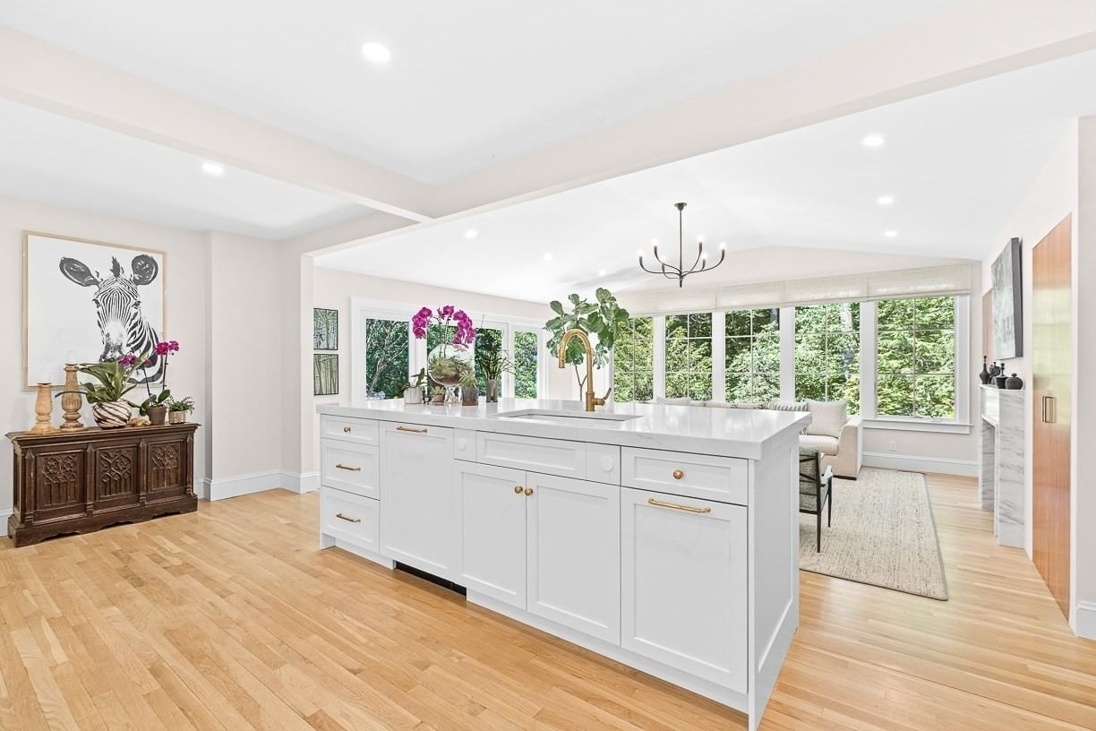 39 Fairbanks Ave Wellesley — Photo 11 of 42