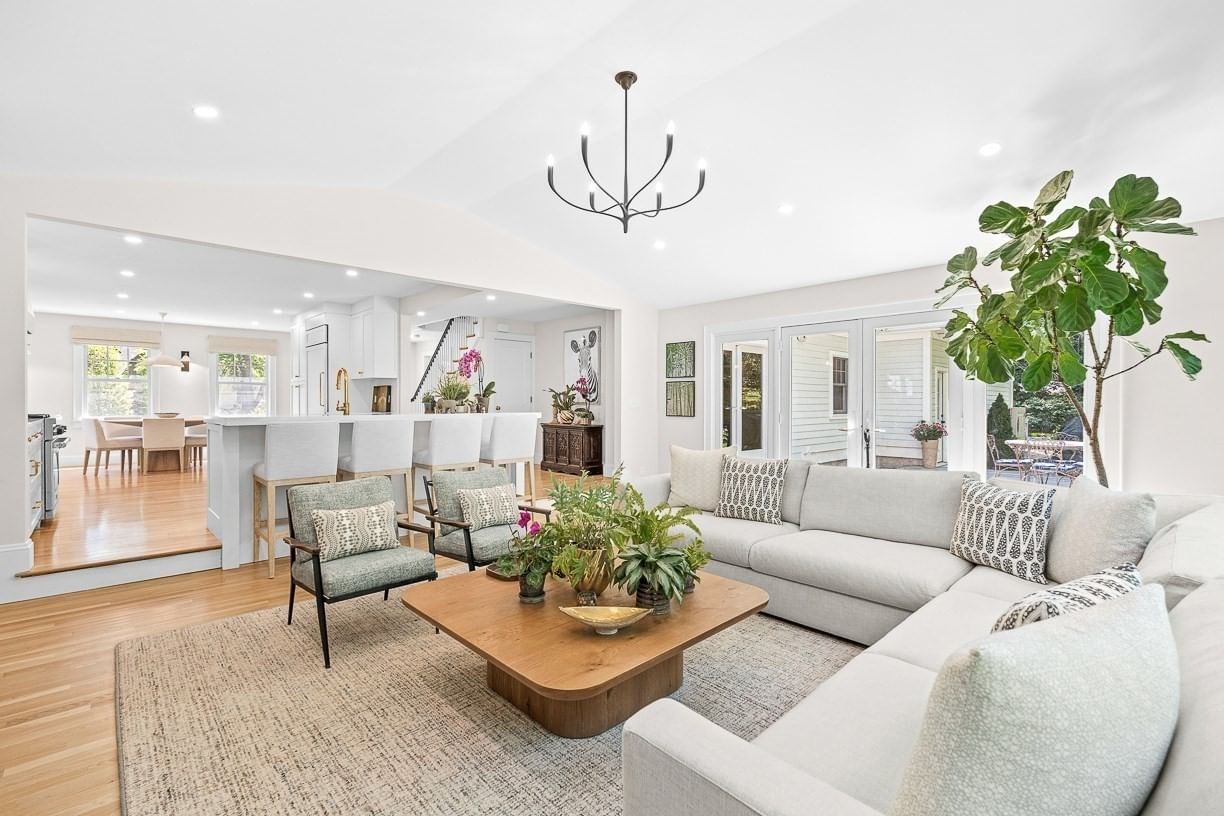 39 Fairbanks Ave Wellesley — Photo 15 of 42