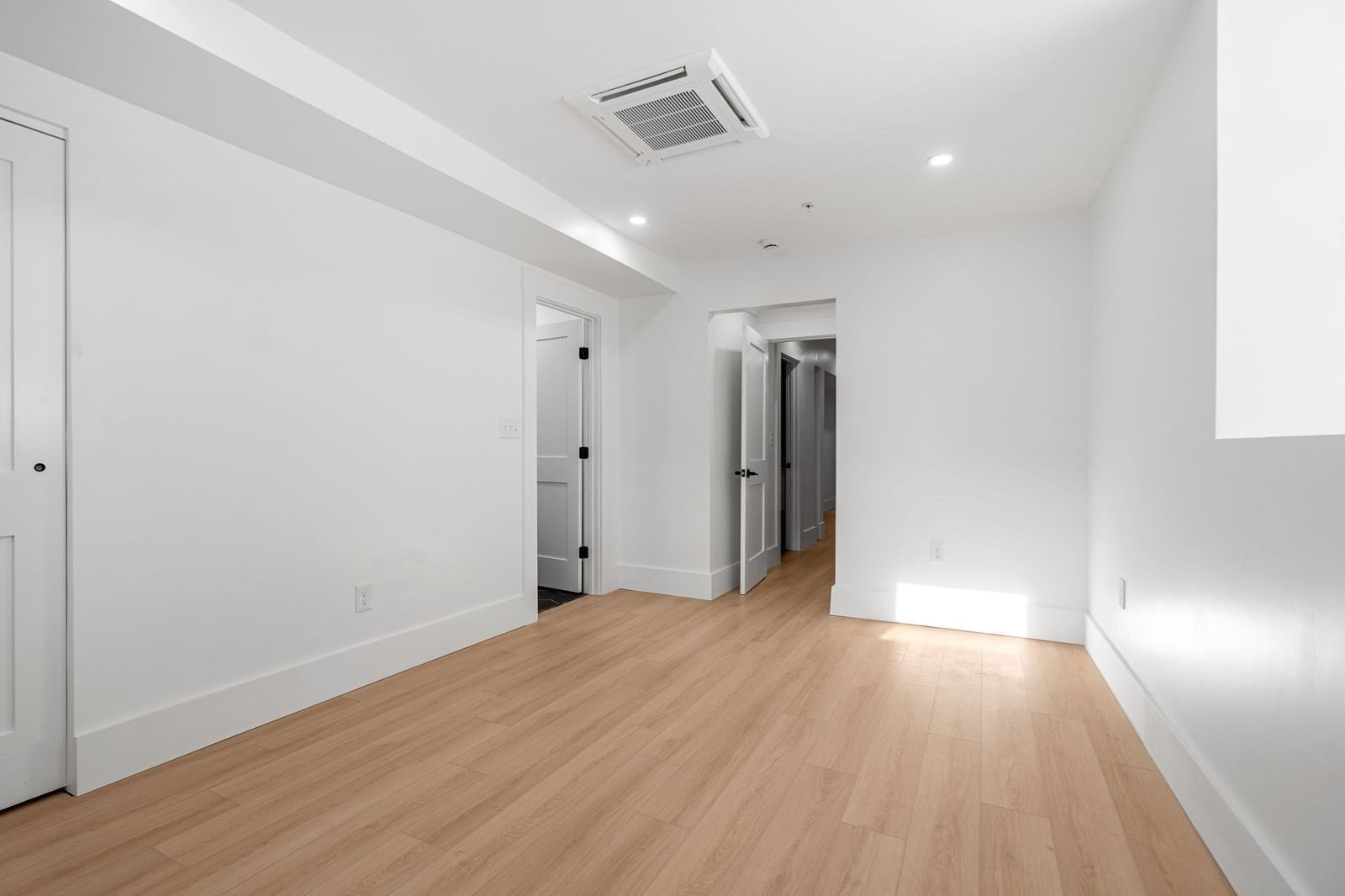 151 Townsend #2 Boston — Photo 18 of 23