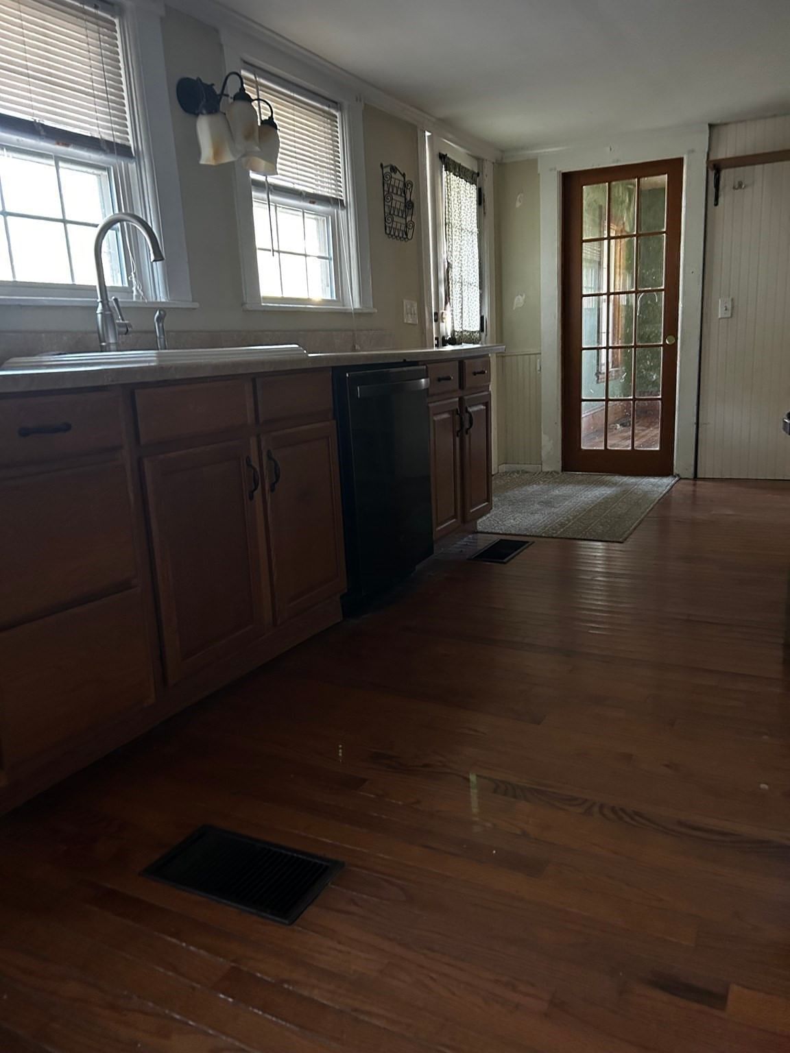 201 Union Street Gardner — Photo 14 of 35