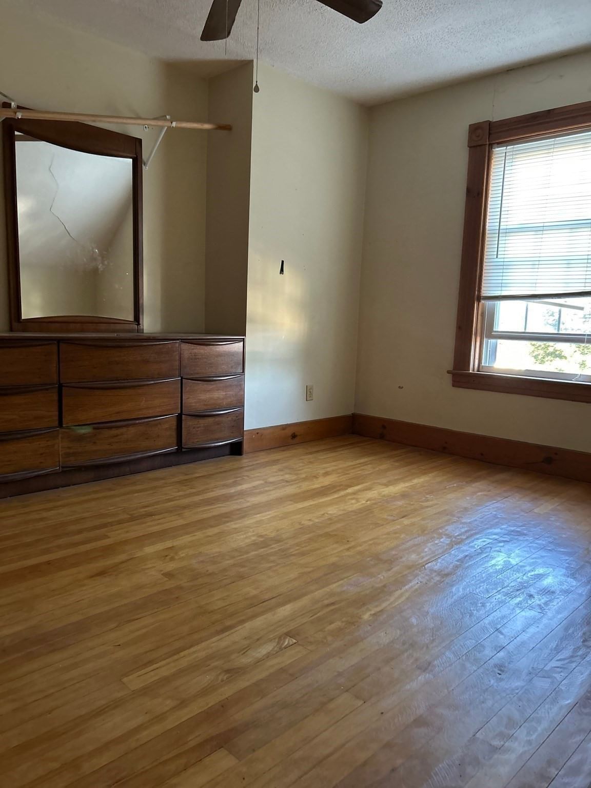 201 Union Street Gardner — Photo 27 of 35