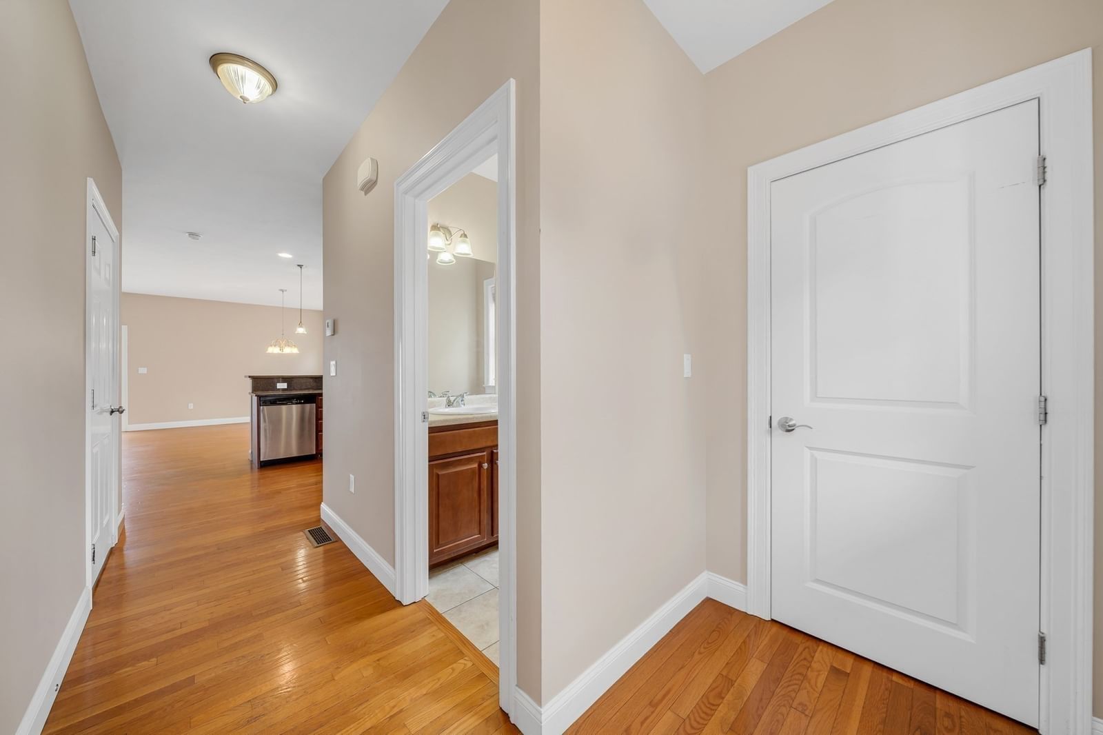 21 County St. #B Peabody — Photo 5 of 40