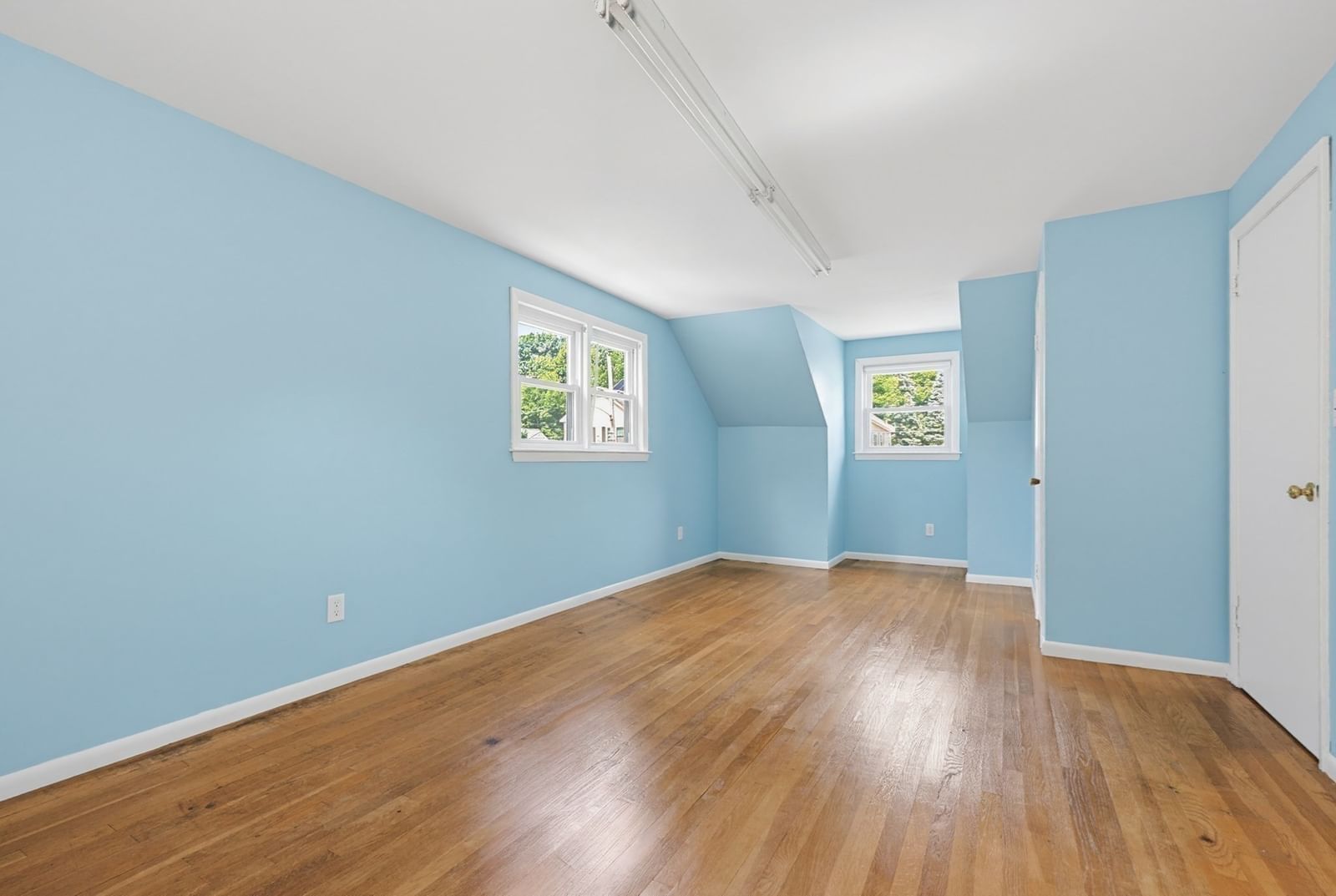 135 Crane St Dedham — Photo 23 of 28