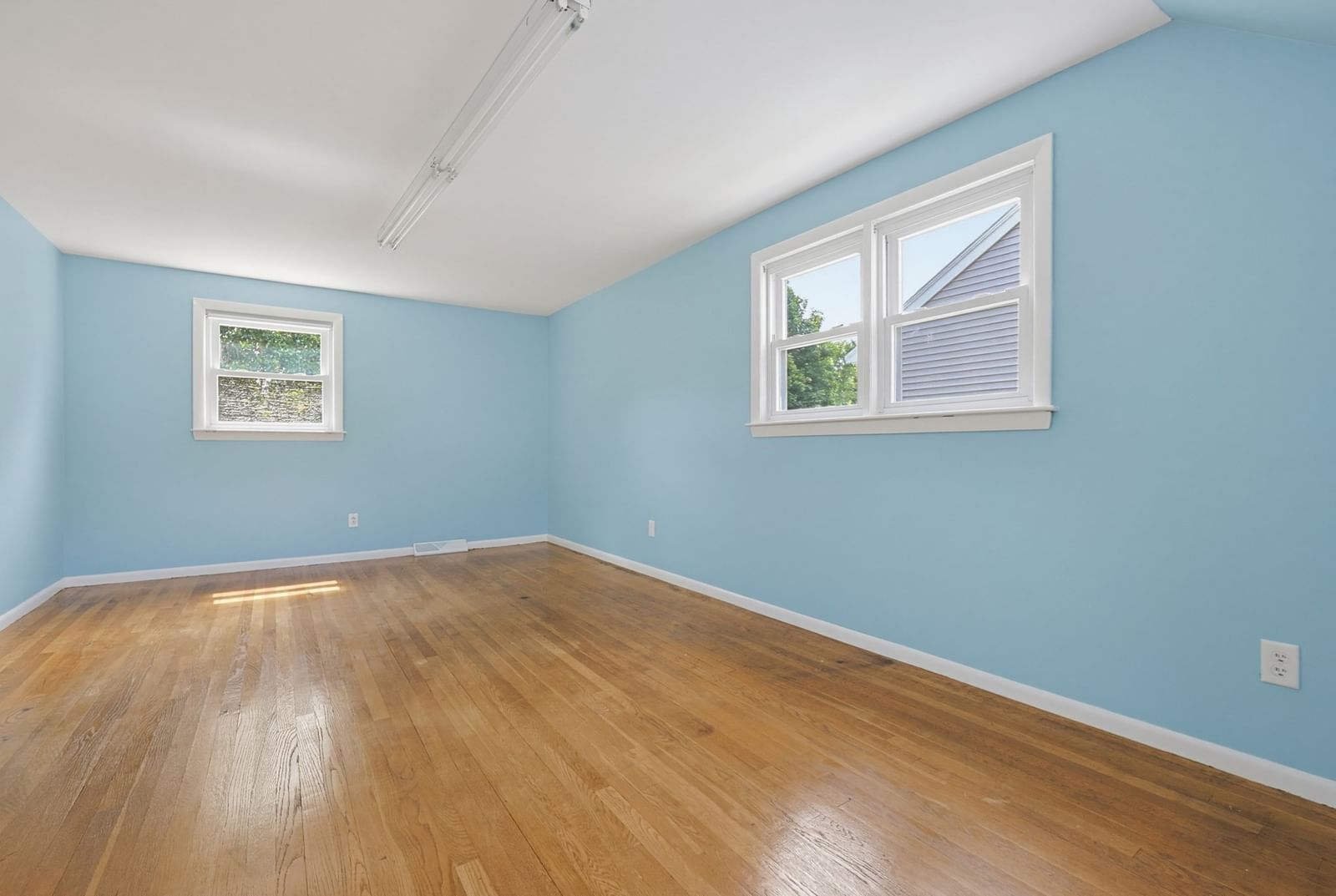 135 Crane St Dedham — Photo 24 of 28