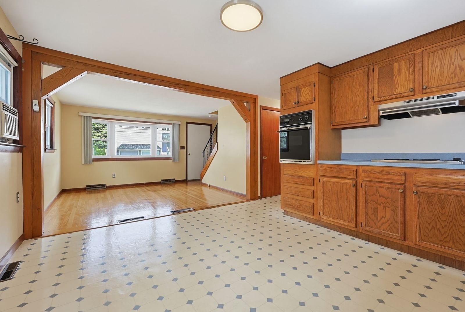 135 Crane St Dedham — Photo 9 of 28