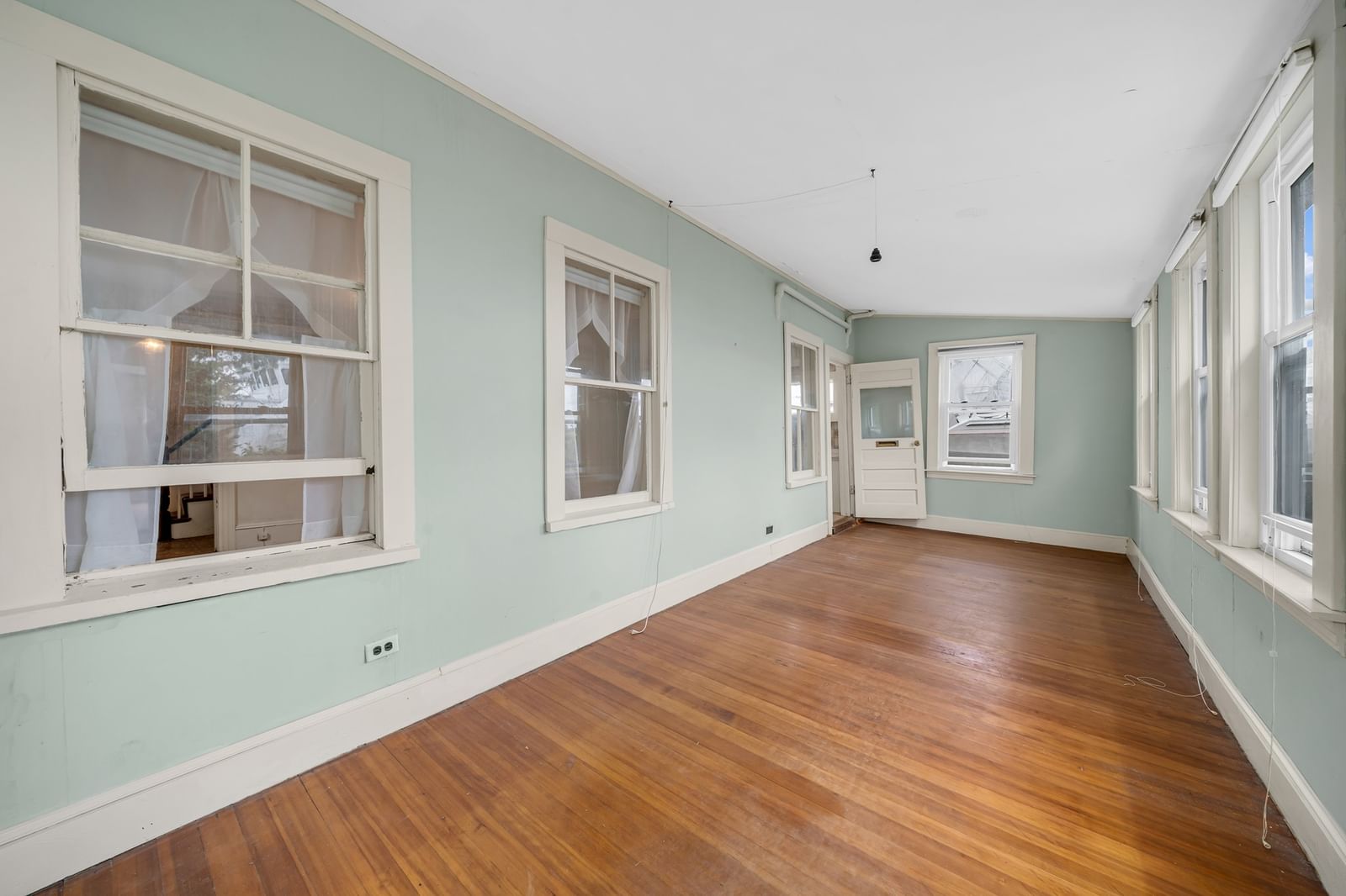 360 Merrimac Newburyport — Photo 19 of 42
