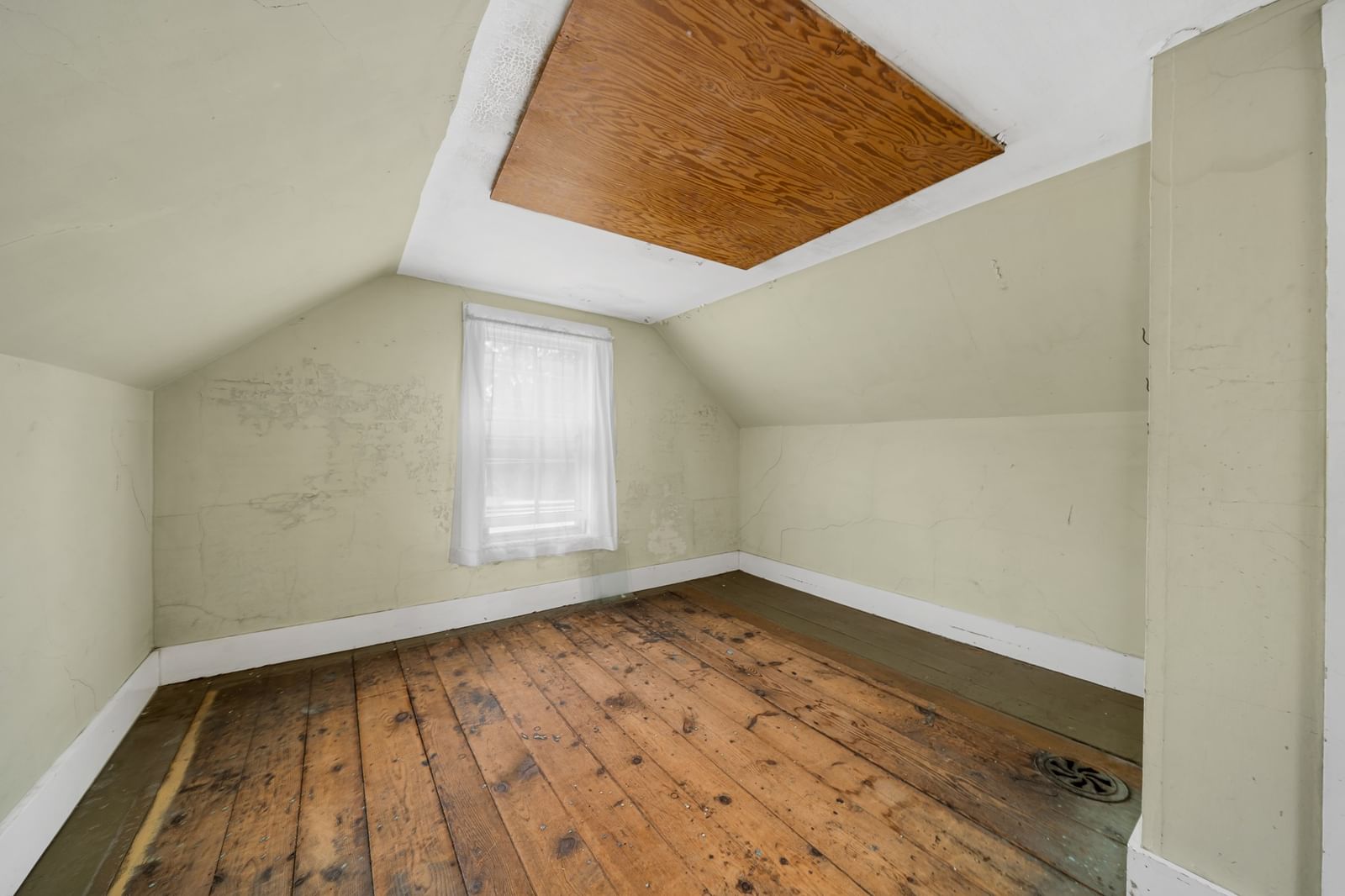 360 Merrimac Newburyport — Photo 31 of 42
