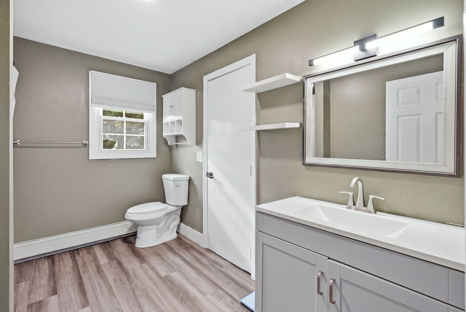 47 Lawn St #47 Attleboro — Photo 19 of 40