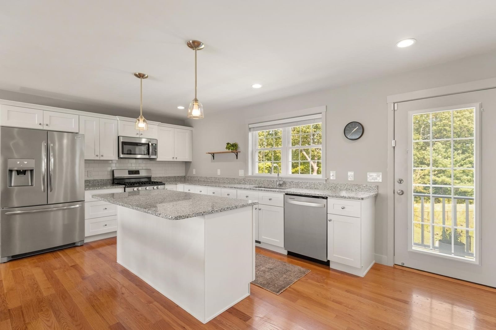 25 Craftsman Ct #25 Grafton — Photo 11 of 35