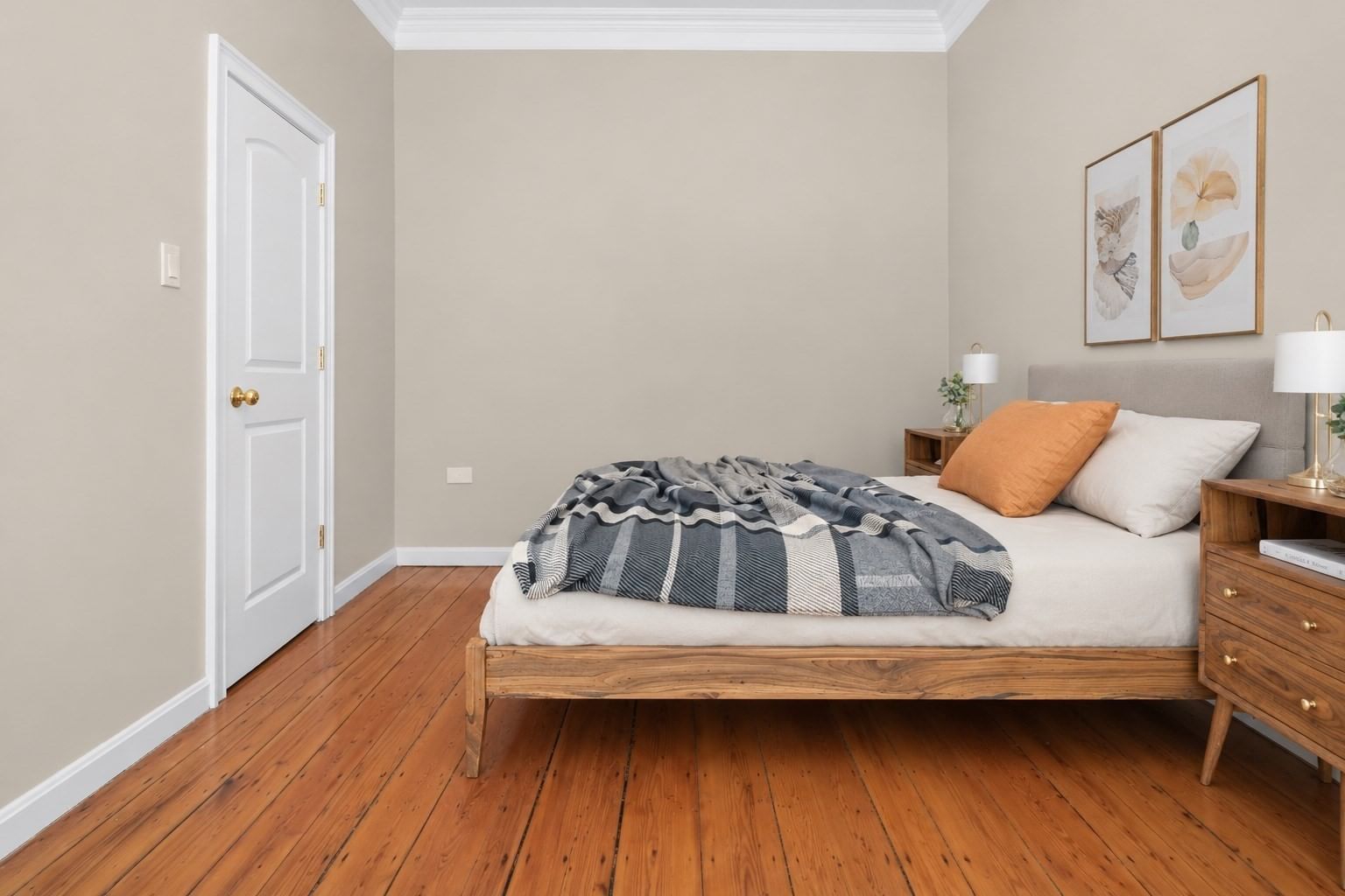 421 E 3rd St #1 Boston — Photo 16 of 27