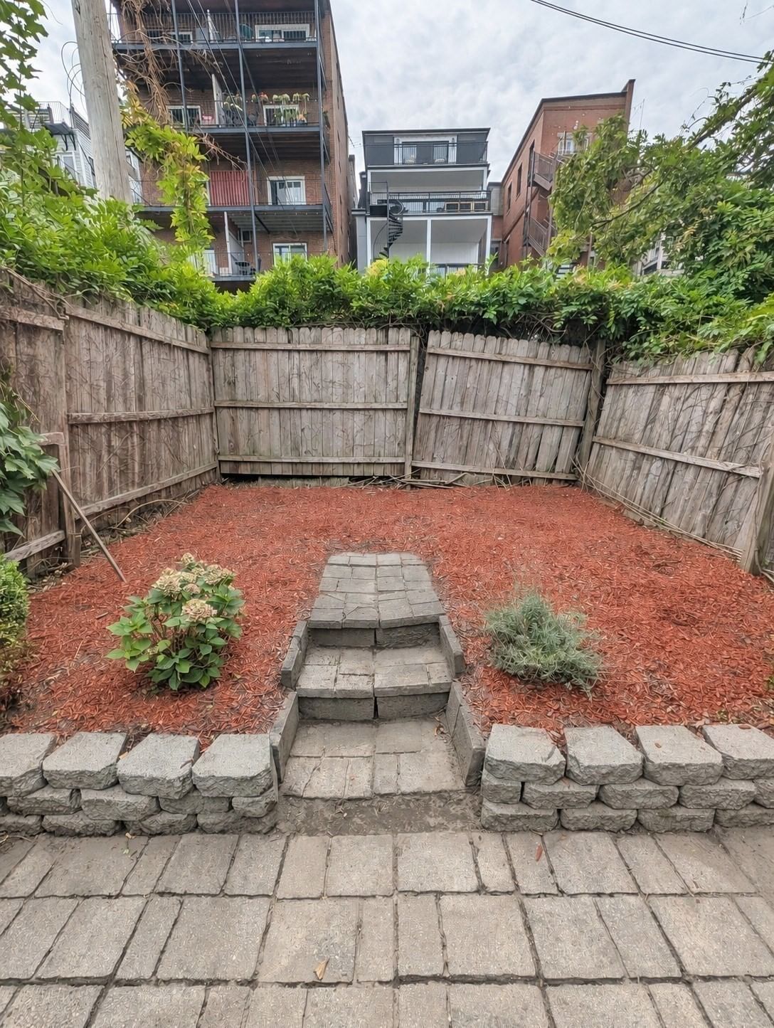 421 E 3rd St #1 Boston — Photo 25 of 27