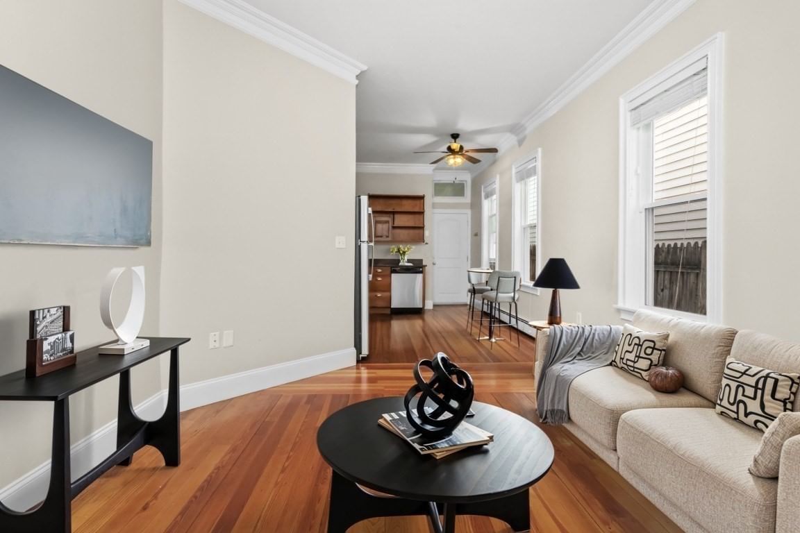421 E 3rd St #1 Boston — Photo 3 of 27