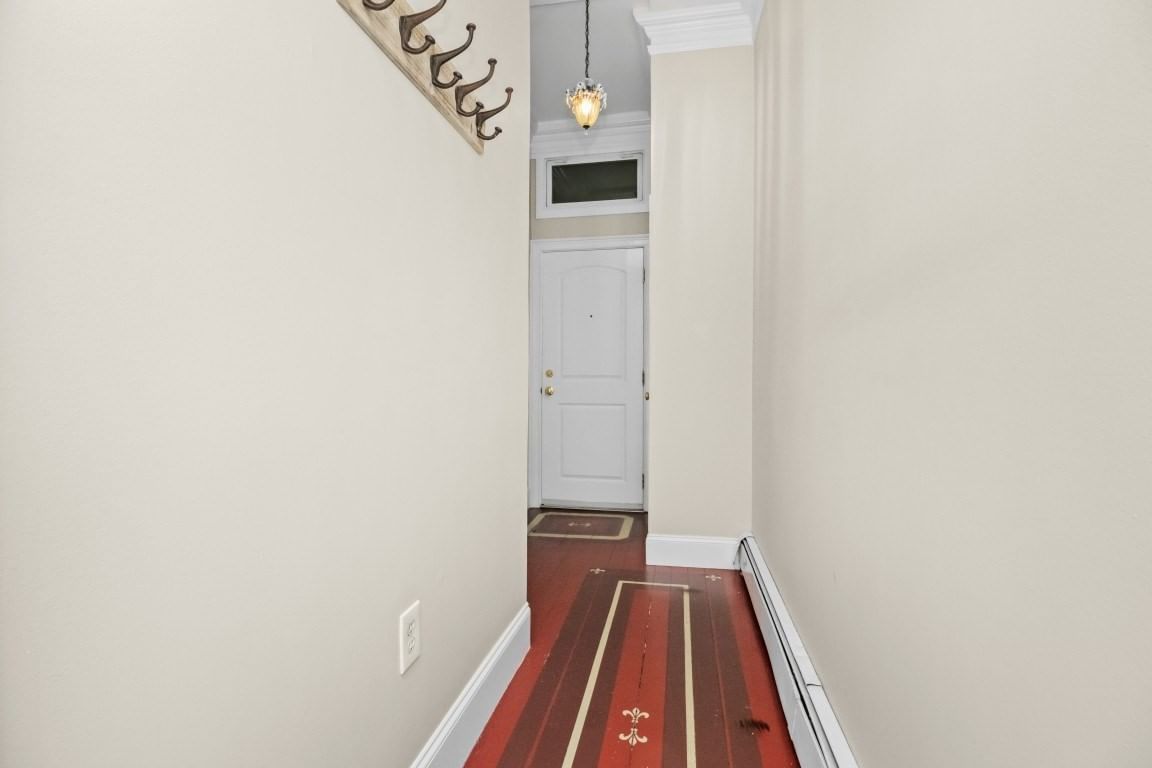 421 E 3rd St #1 Boston — Photo 9 of 27