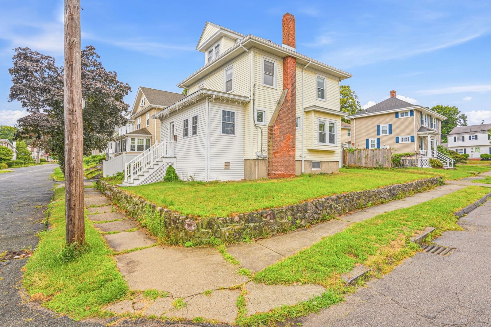 3 Florence Quincy — Photo 3 of 28