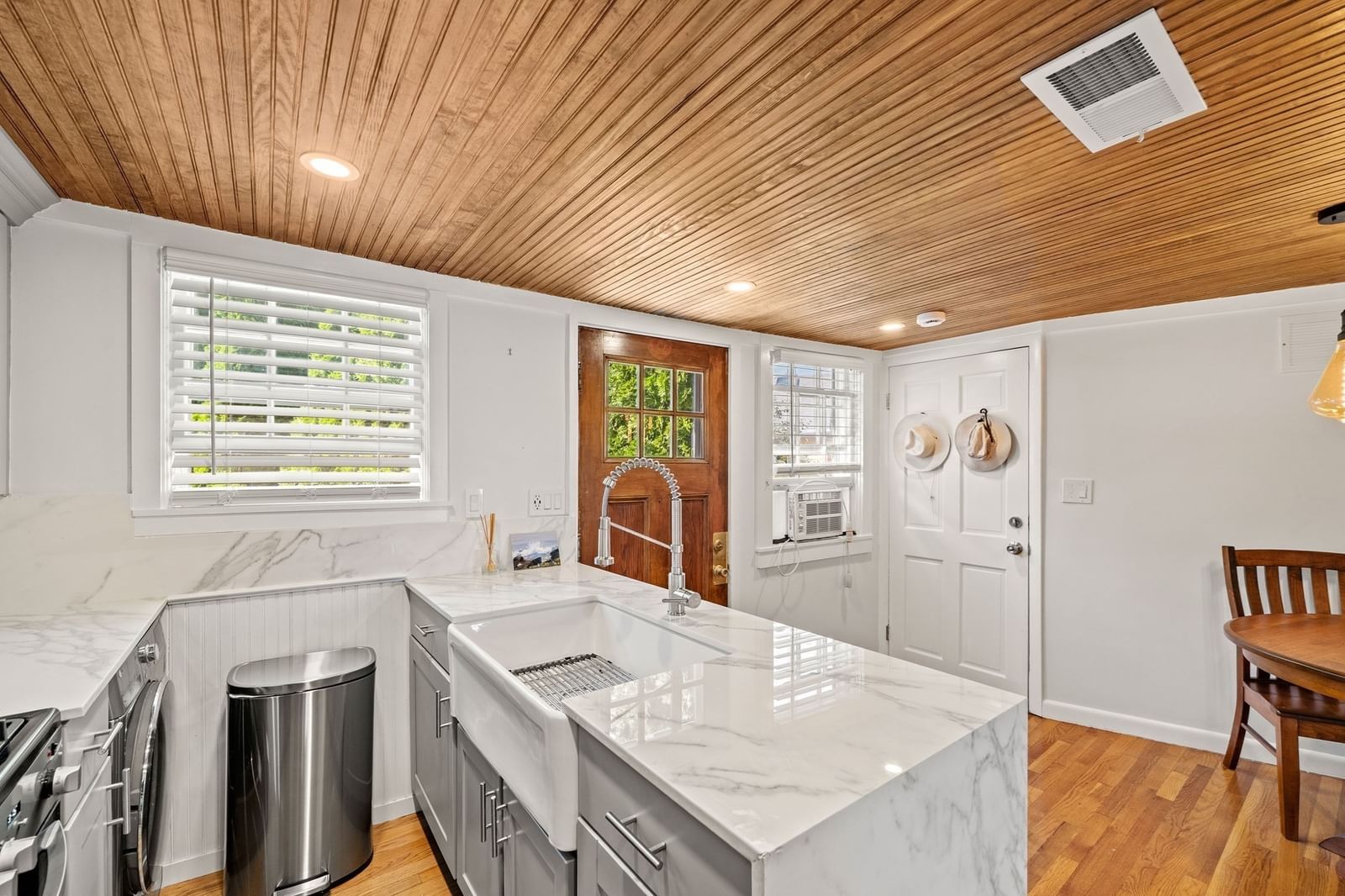 7 Lee #3 Marblehead — Photo 11 of 22