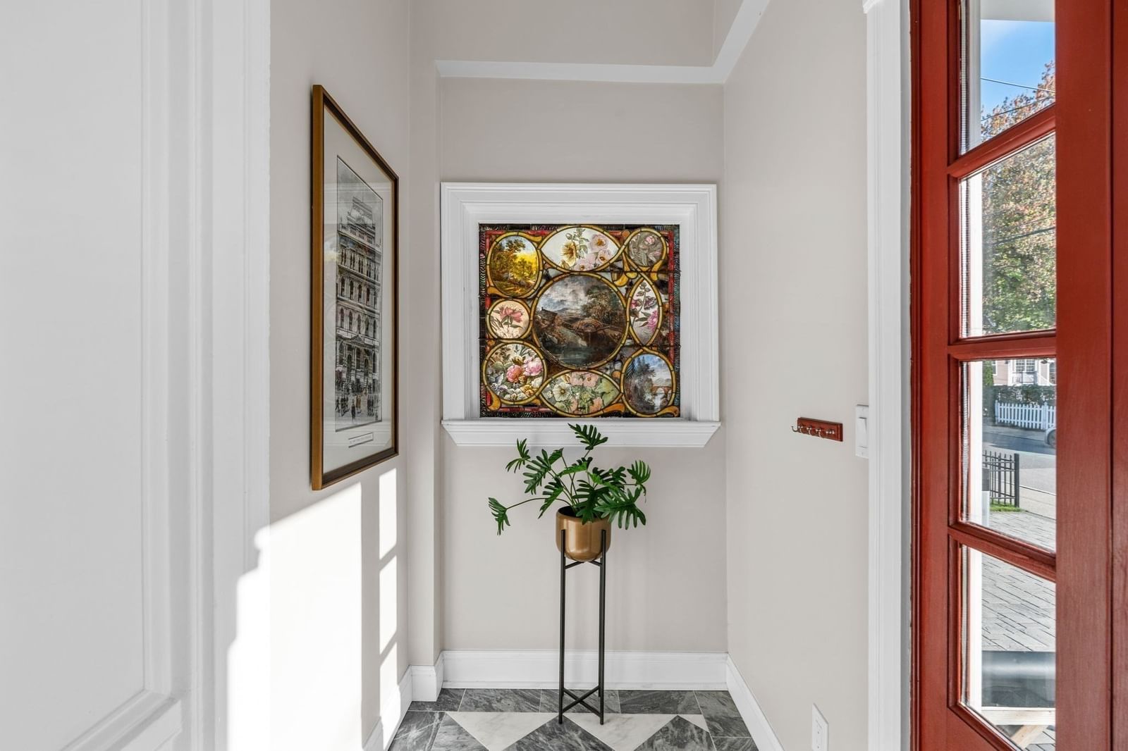 186 Temple St Boston — Photo 12 of 42
