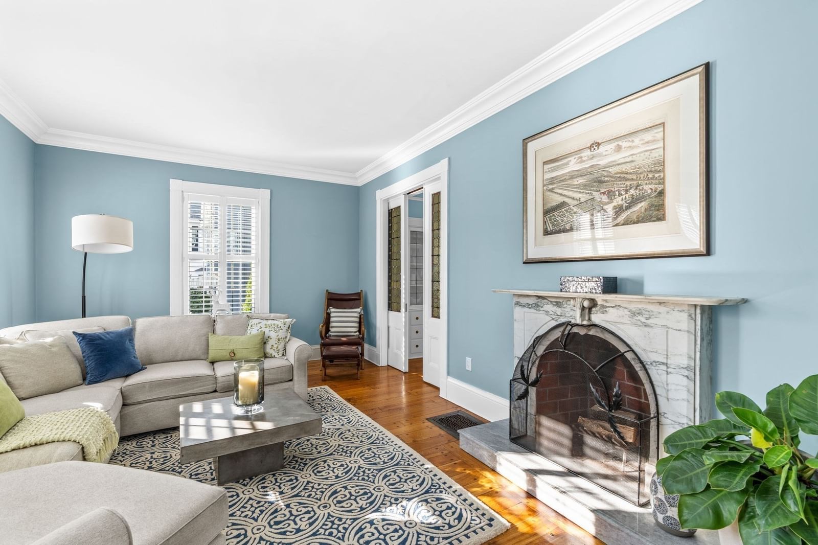 186 Temple St Boston — Photo 8 of 42