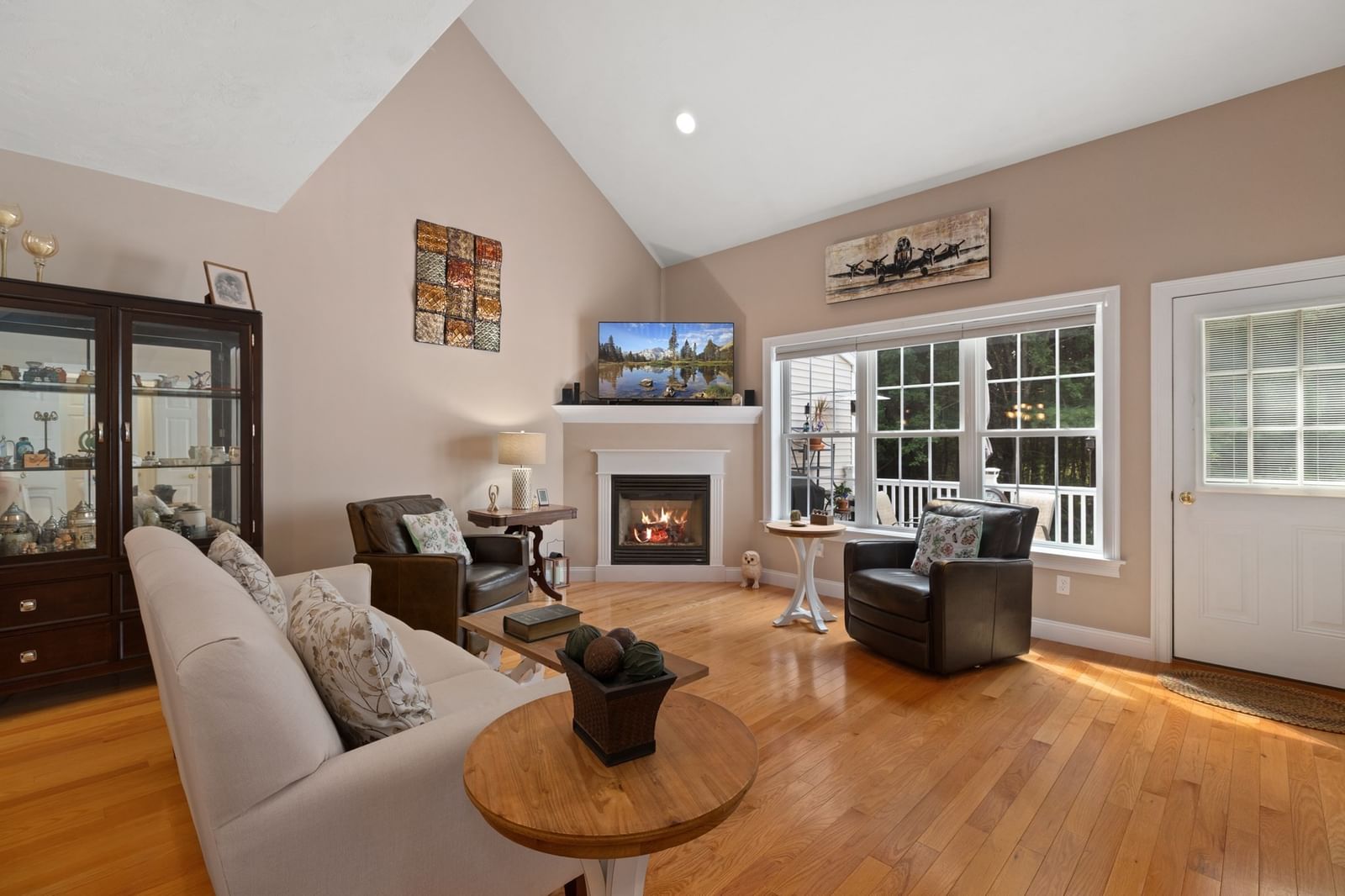 1 Pine Ridge Dr #2 Medway — Photo 2 of 33