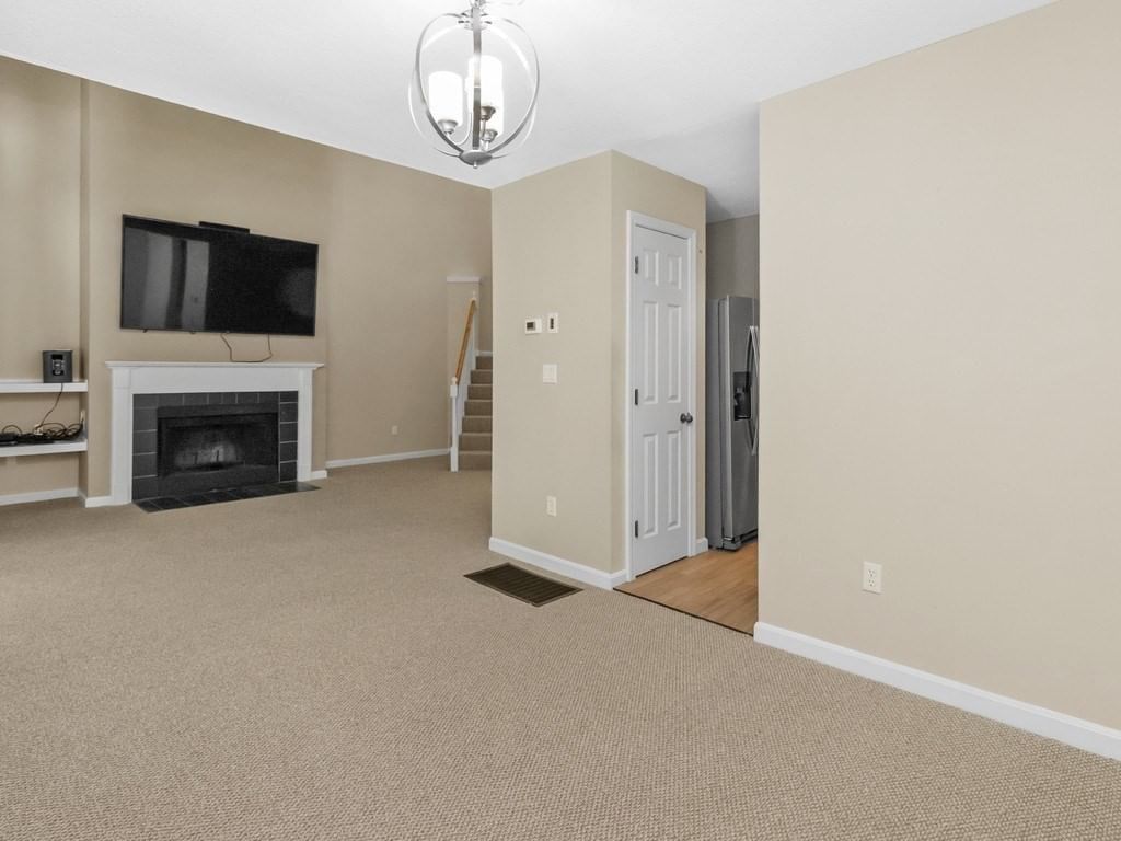 33 Bishops Forest Drive #33 Waltham — Photo 16 of 41