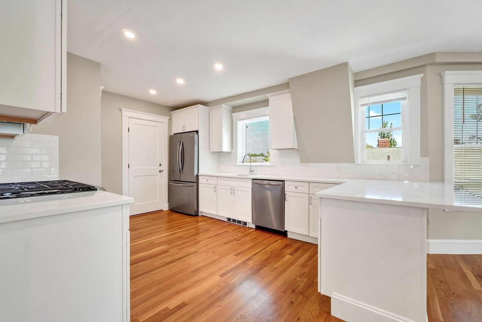 49 Hall Ave Watertown — Photo 13 of 27
