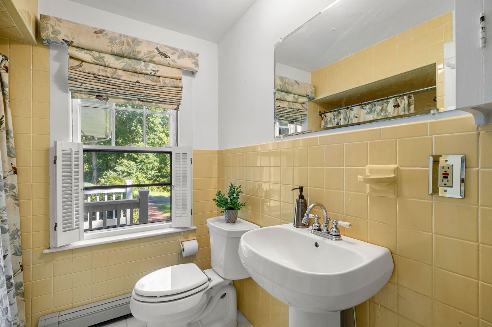 93 Abbot St Andover — Photo 12 of 42