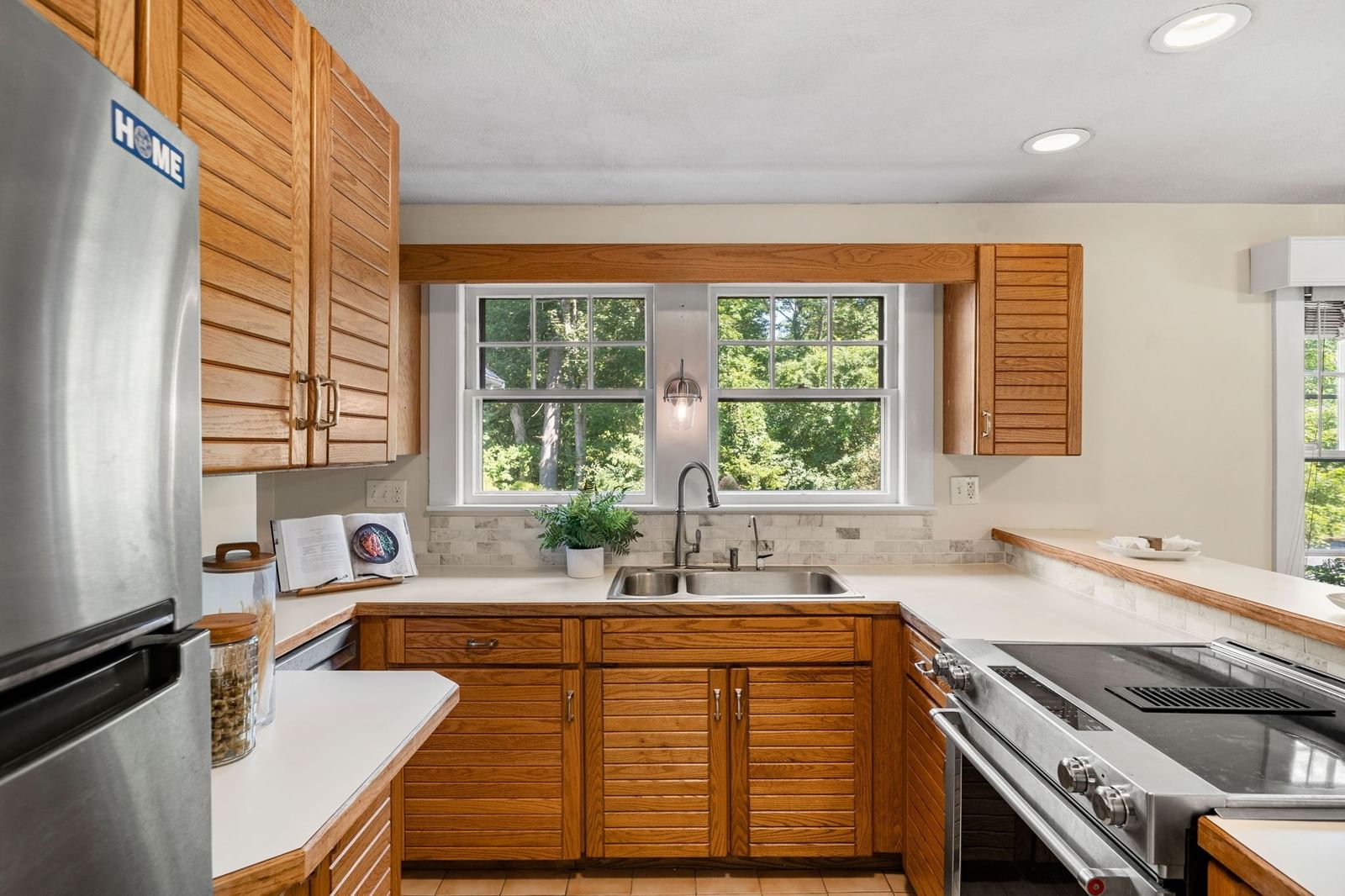 93 Abbot St Andover — Photo 14 of 42