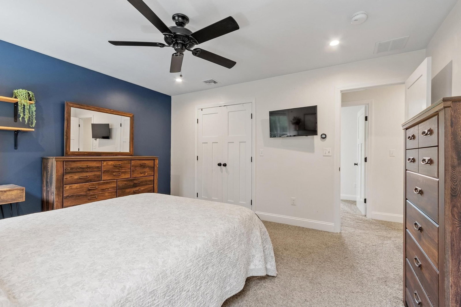 837 New West Townsend Rd Fitchburg — Photo 18 of 42