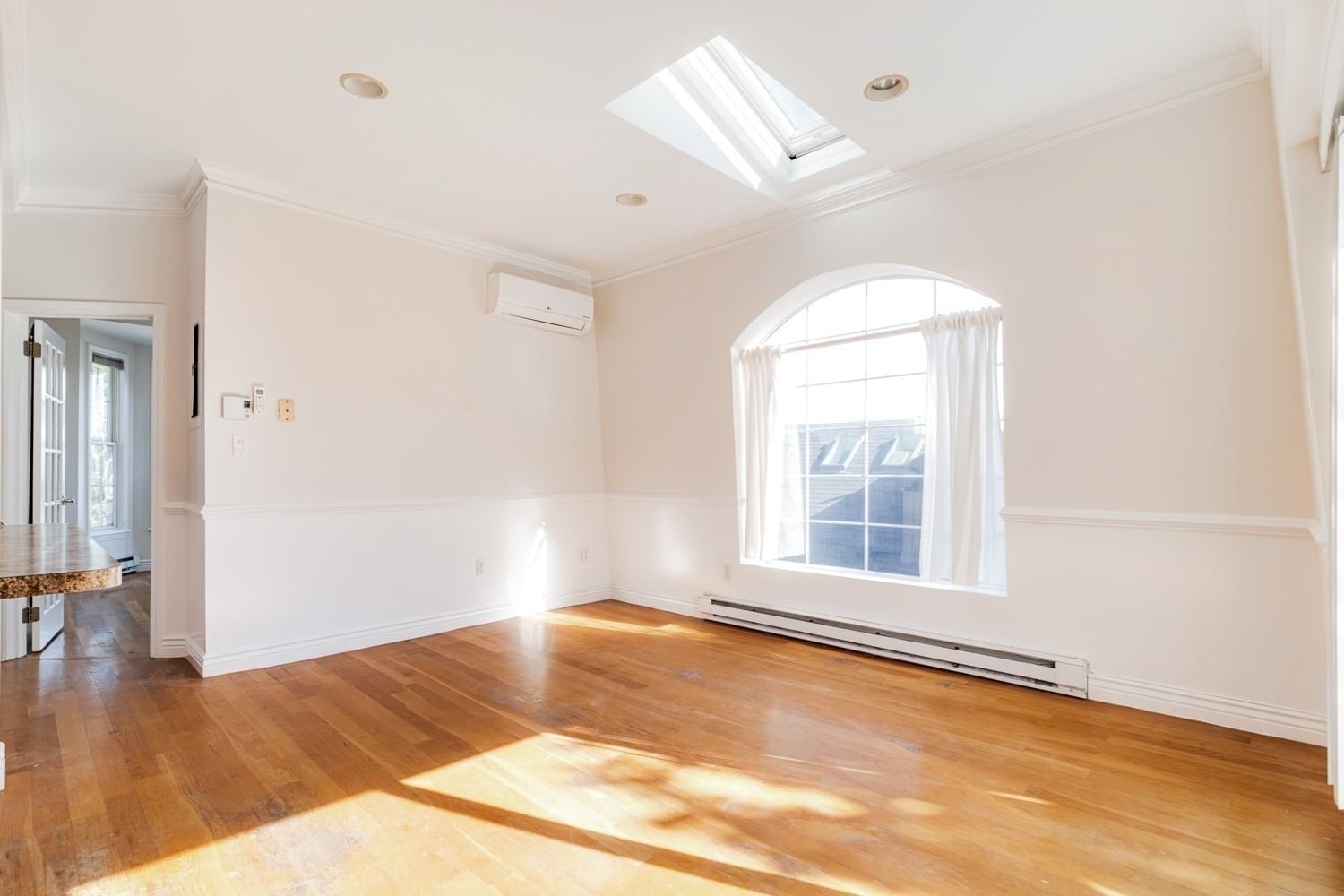 47 Moseley St #3 Boston — Photo 3 of 19