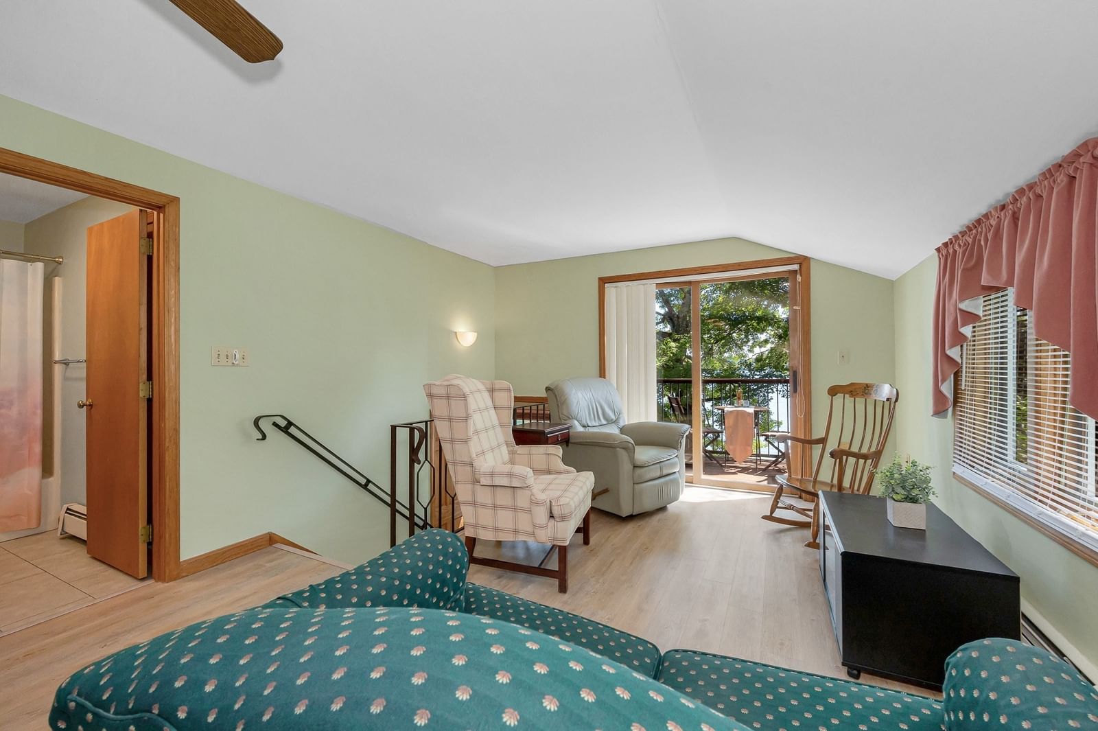 41 Mascuppic Trail Tyngsborough — Photo 17 of 41