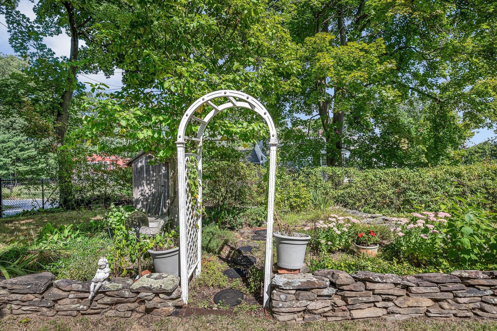 41 Mascuppic Trail Tyngsborough — Photo 31 of 41