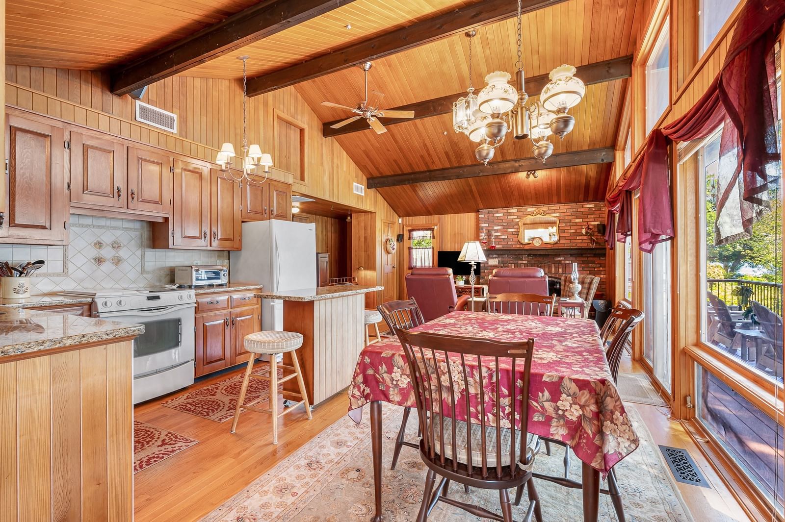 41 Mascuppic Trail Tyngsborough — Photo 4 of 41