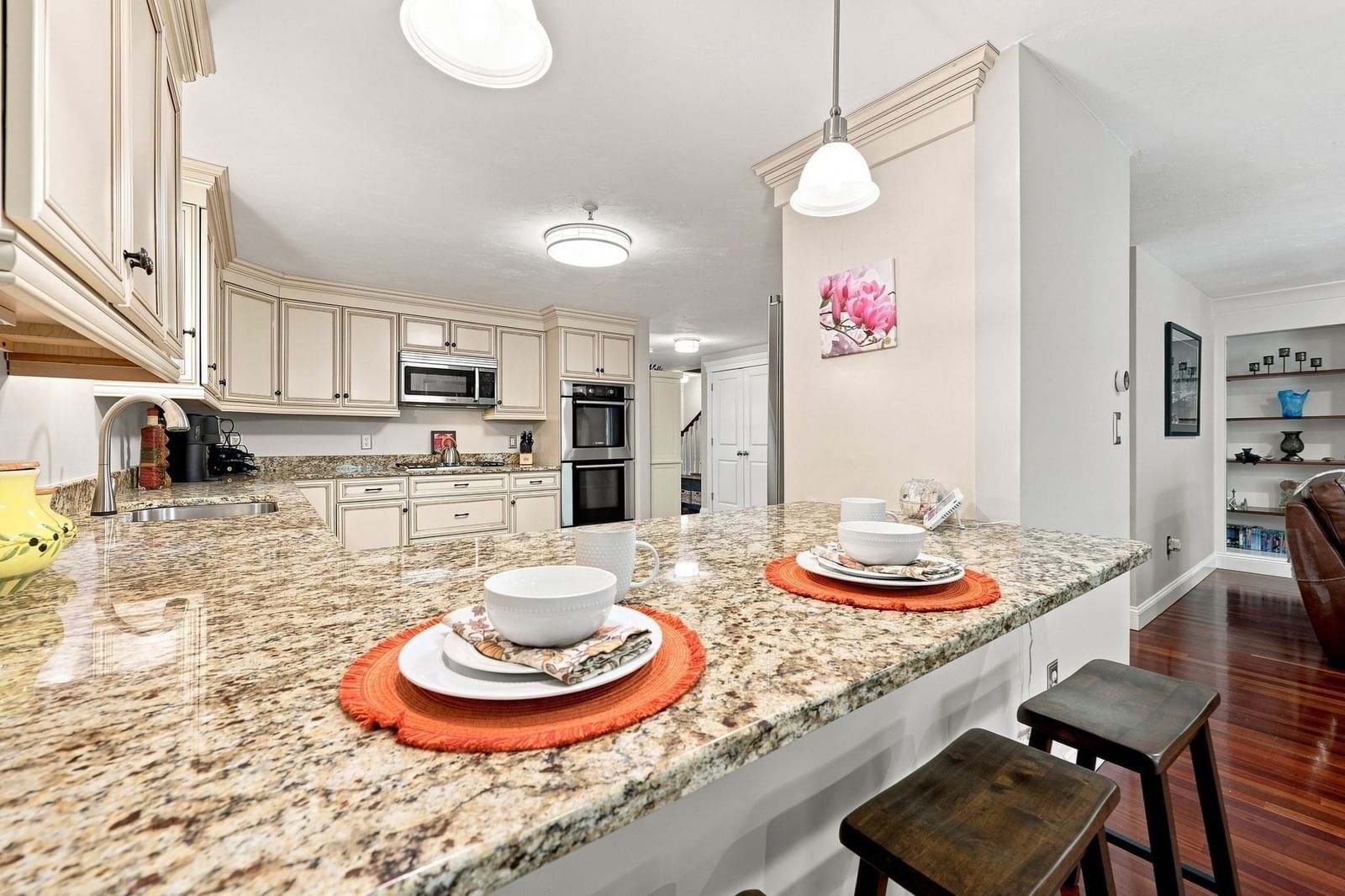 7 Stephen Lane Drive #7 Bedford — Photo 8 of 42