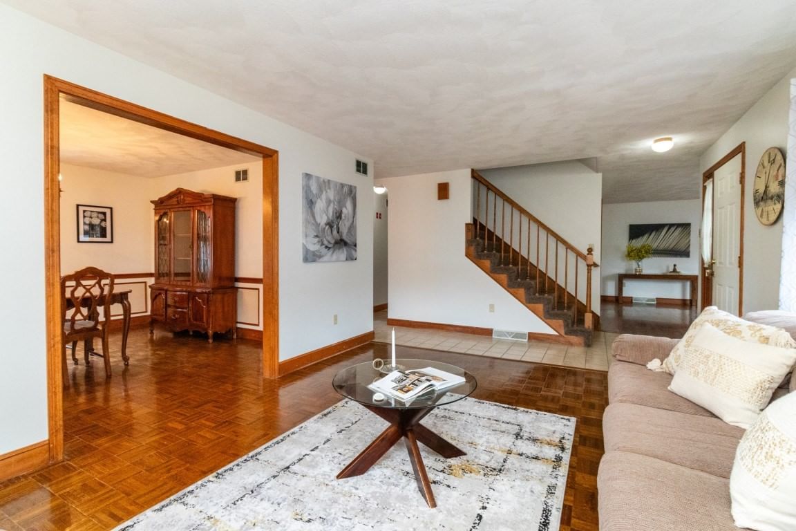 2 Mccarthy Dr Burlington — Photo 12 of 42