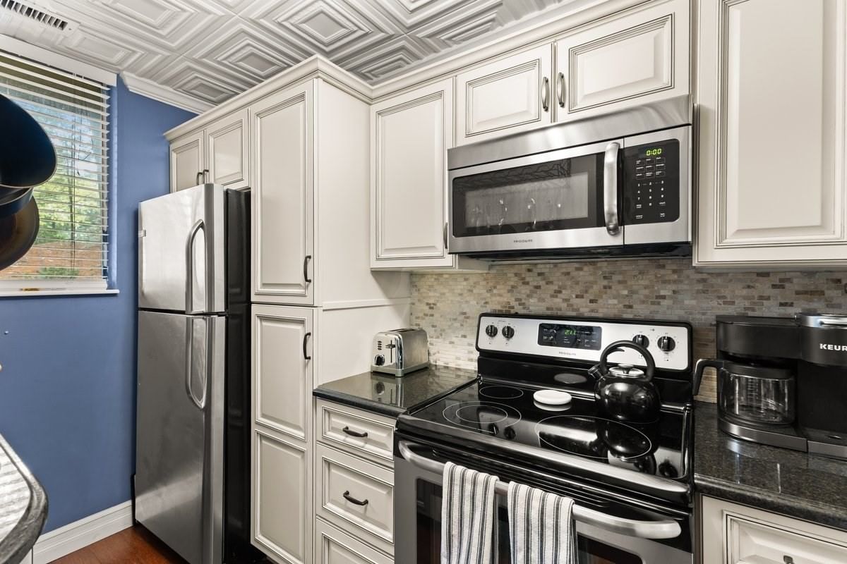 20 Highwood Dr #20 Franklin — Photo 5 of 22