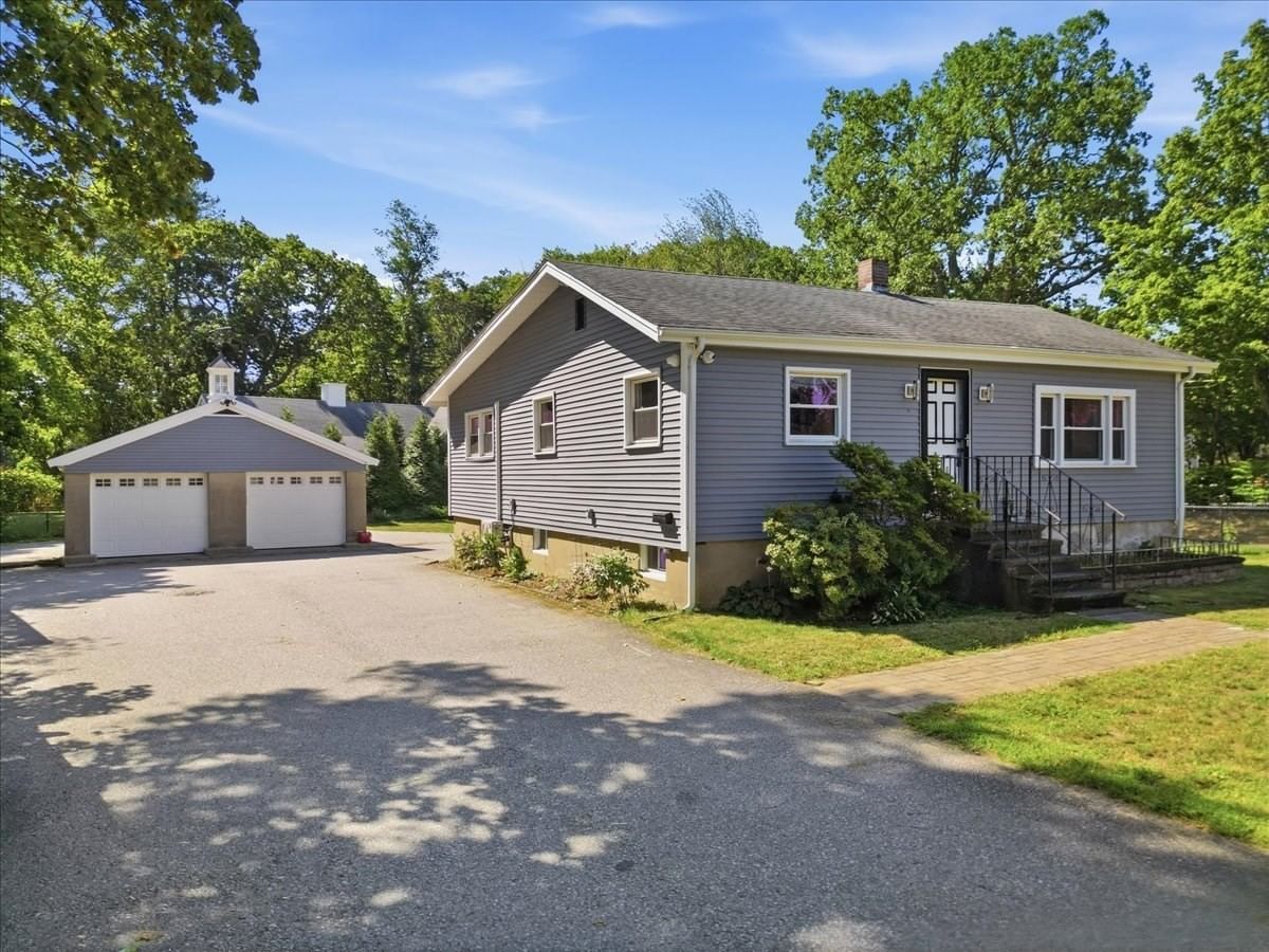 249 Ralph Talbot Street Weymouth — Photo 2 of 40