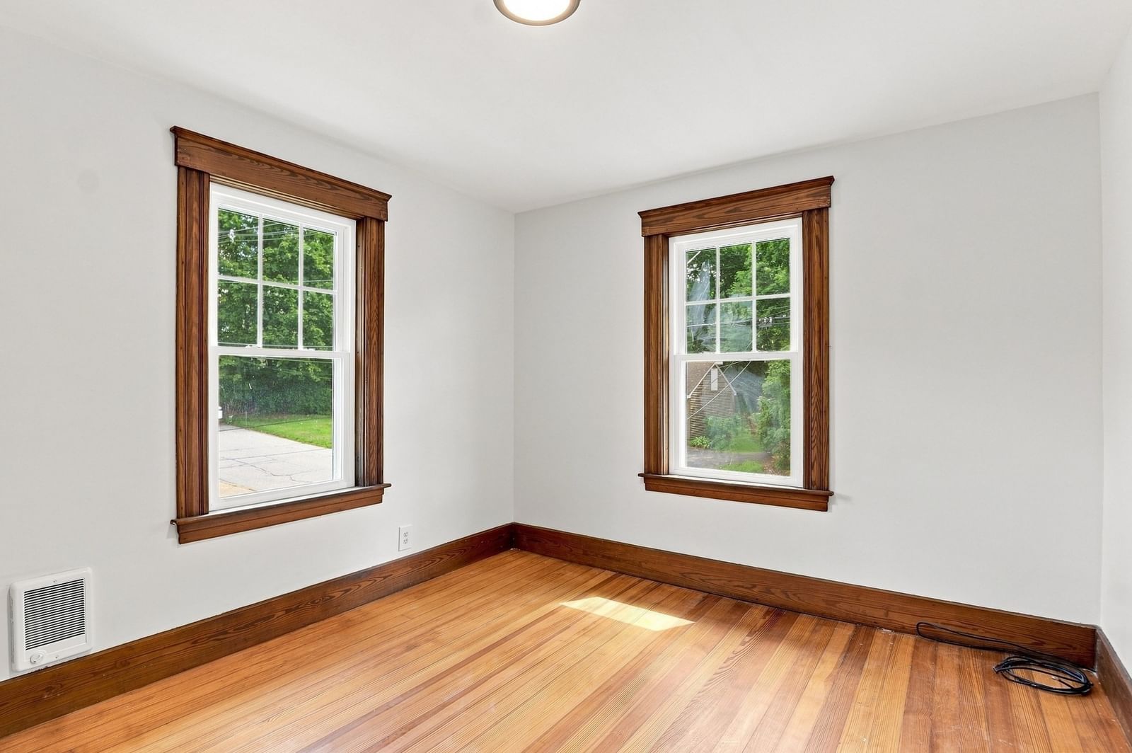 44 Edinboro Street Marlborough — Photo 19 of 31